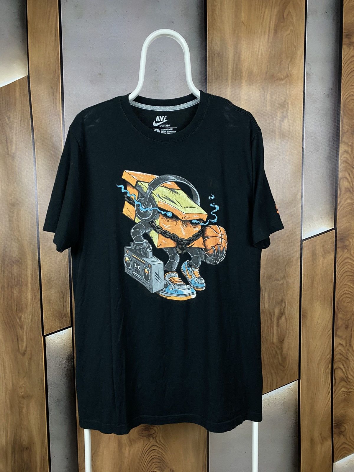 Nike 🏀Vintage 00s T-Shirt Nike Basketball Robot VTG Tee🏀 Size US L / EU 52-54 / 3 - 1 Thumbnail