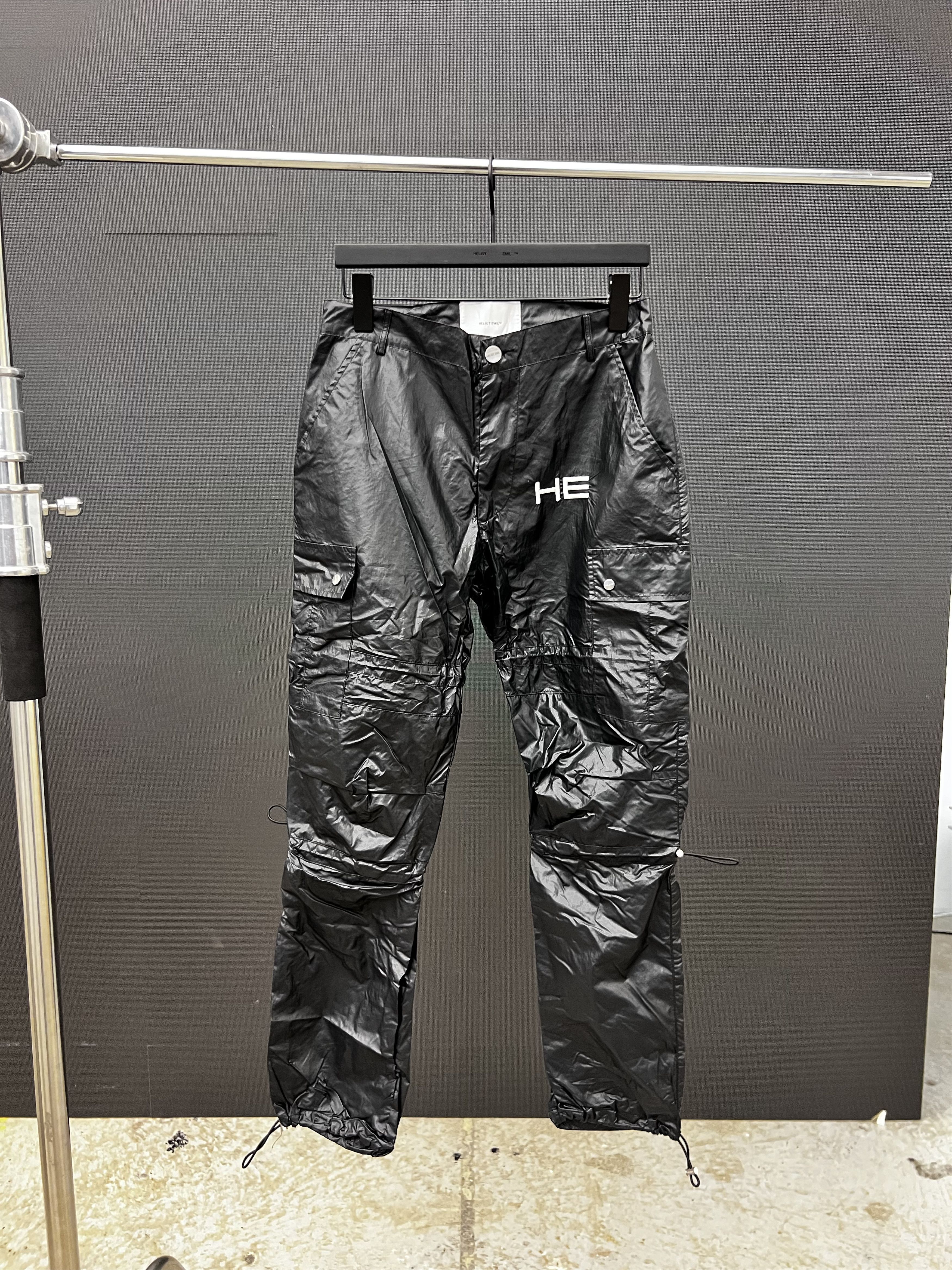 Heliot Emil CELLULAE CARGO balenciaga HELIOT EMIL Black