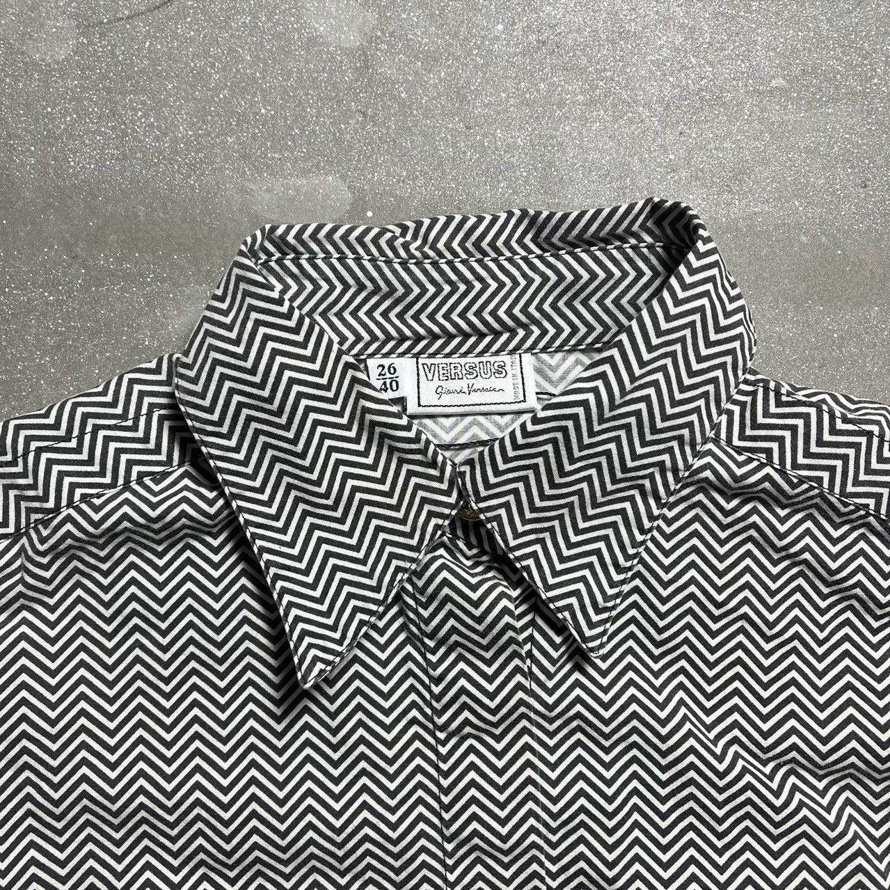 Versace × Versus Versus Chevron Shirt Size US M / EU 48-50 / 2 - 3 Thumbnail