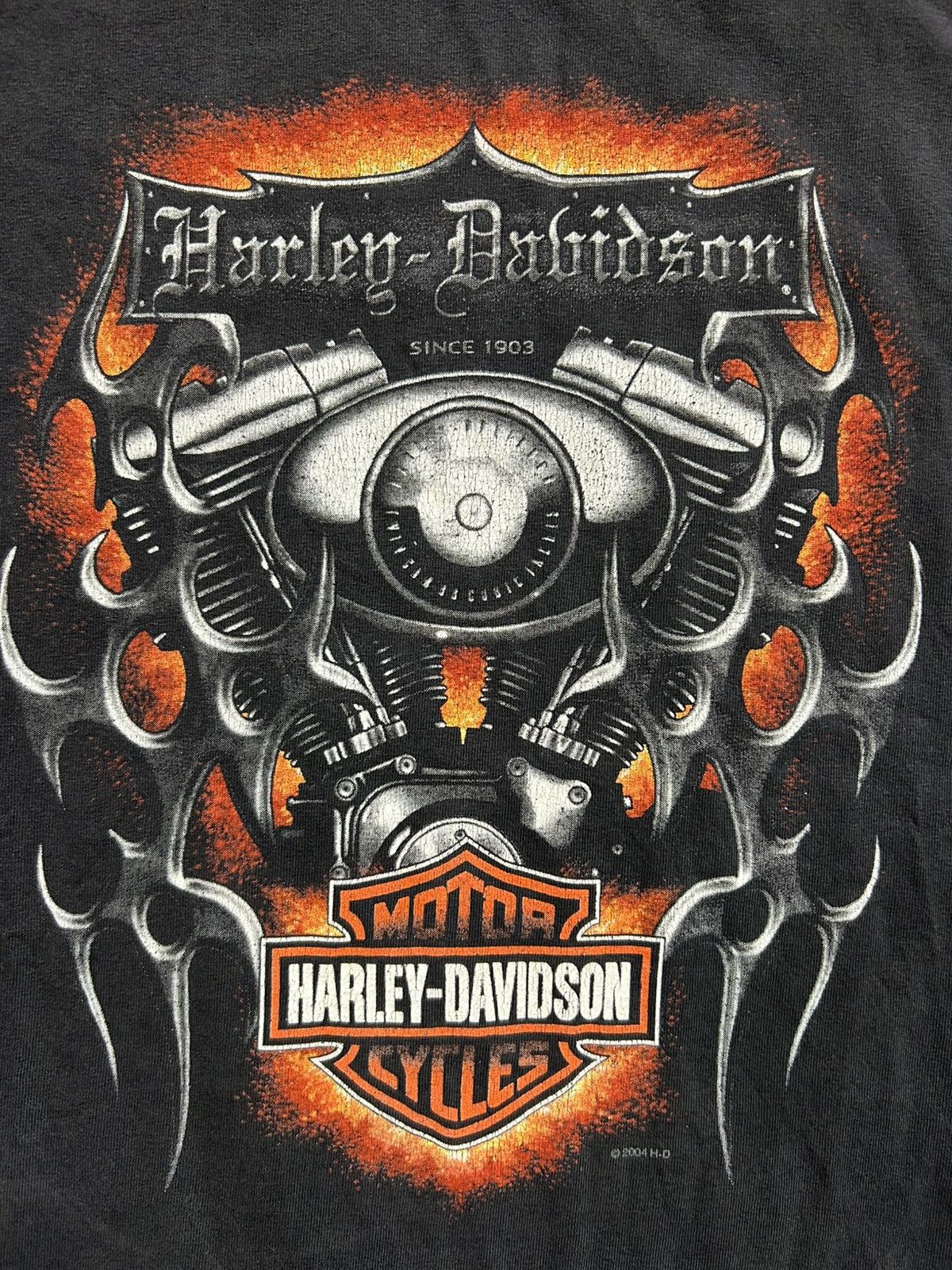 Vintage Vintage Y2K Harley Flames Engine Tee Made in Canada 2004 Size US XL / EU 56 / 4 - 2 Thumbnail