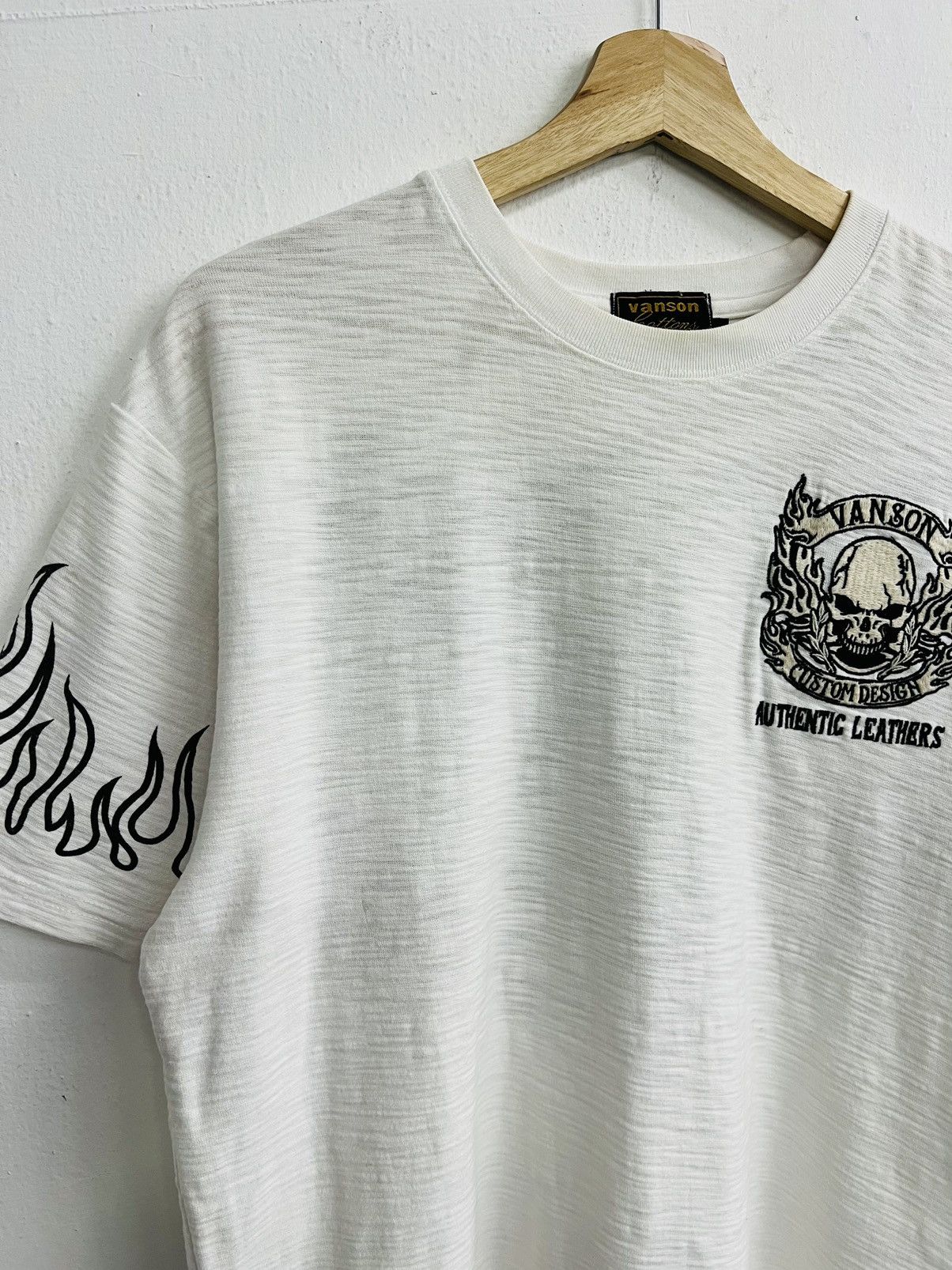 Japanese Brand Vanson Leather Embroided Skull Tee Size US L / EU 52-54 / 3 - 5 Thumbnail