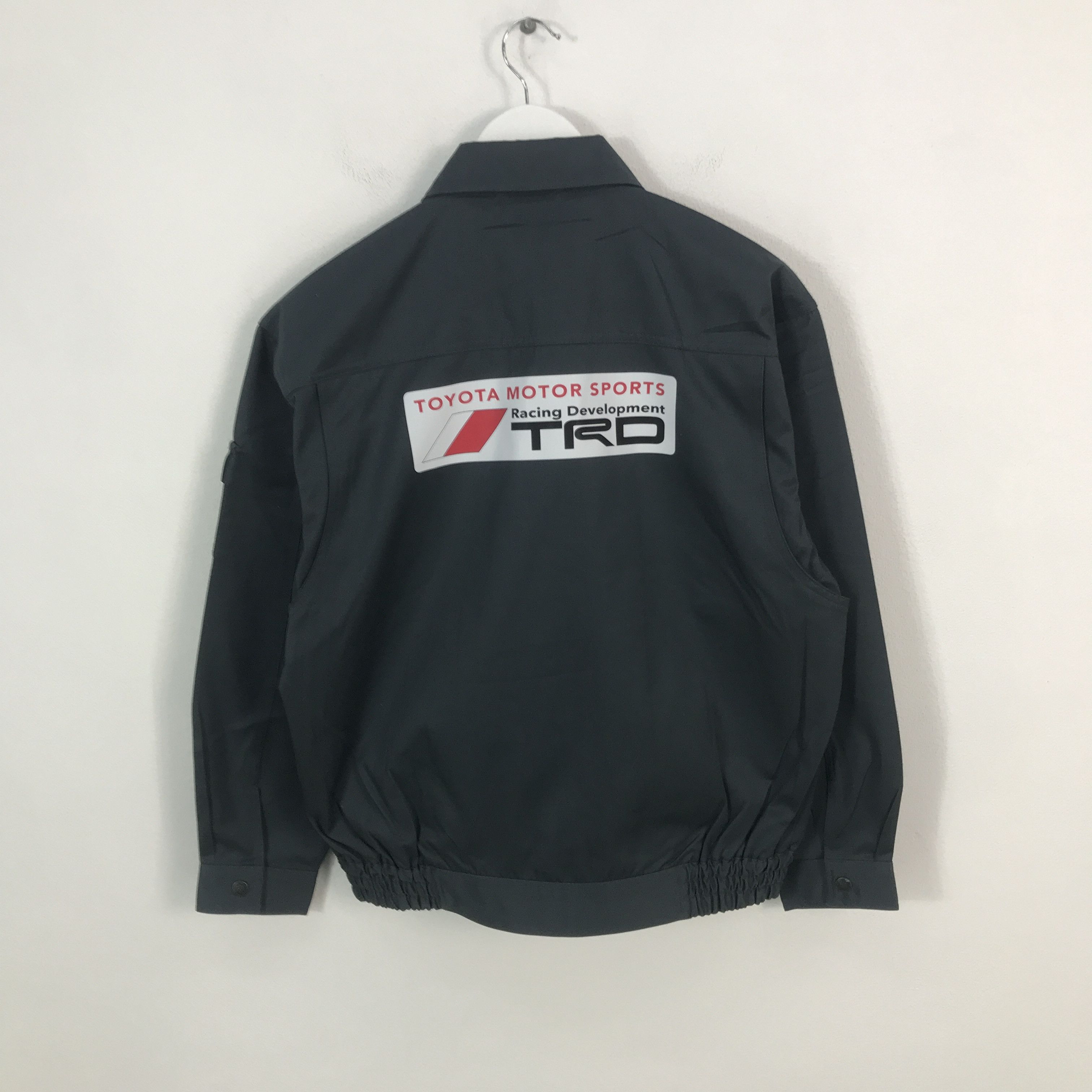 TRD Racing Development ジャンパー 黒 TRD Racing Development ジャンパー 黒 Vintage Toyota TRD