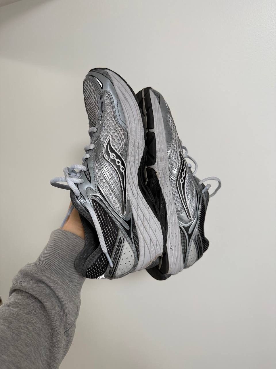 Saucony Saucony ProGrid Omni 9 Microchip Size US 8 / EU 41 - 5 Thumbnail