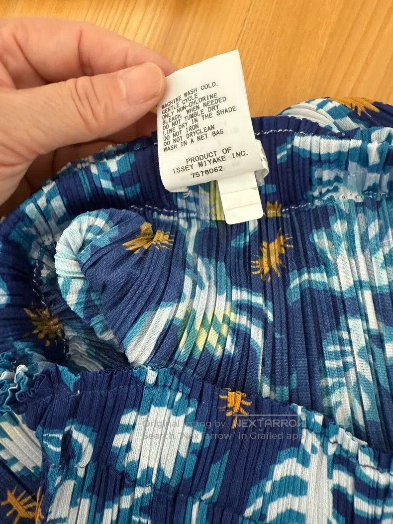 Issey Miyake Issey Miyake size:3 Blue Floral Midi Skirt Size 31" - 3 Thumbnail