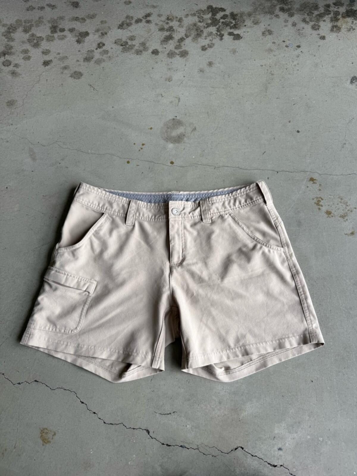The North Face The North Face / Utility Hiking Shorts / Khaki Size 30" / US 8 / IT 44 - 1 Thumbnail