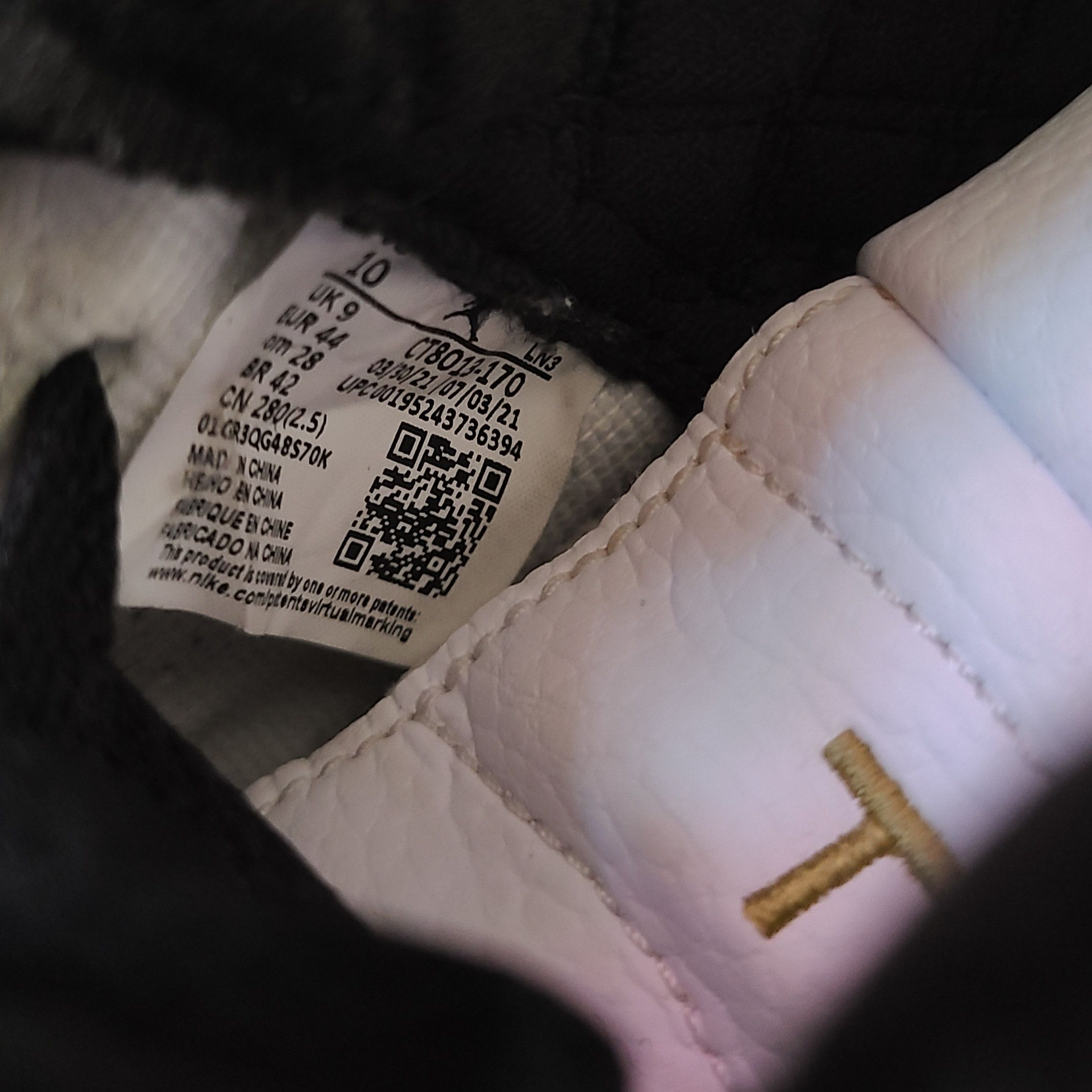 Jordan Brand Air Jordan 12 Retro 'Royalty' - Size: 10 - CT8013-170 Size US 10 / EU 43 - 10 Thumbnail
