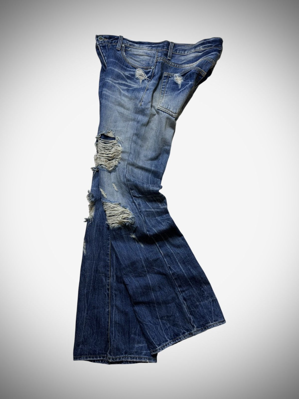 GOA 2000’s G.O.A - Distressed Flared Jeans Size US 31 - 2 Thumbnail