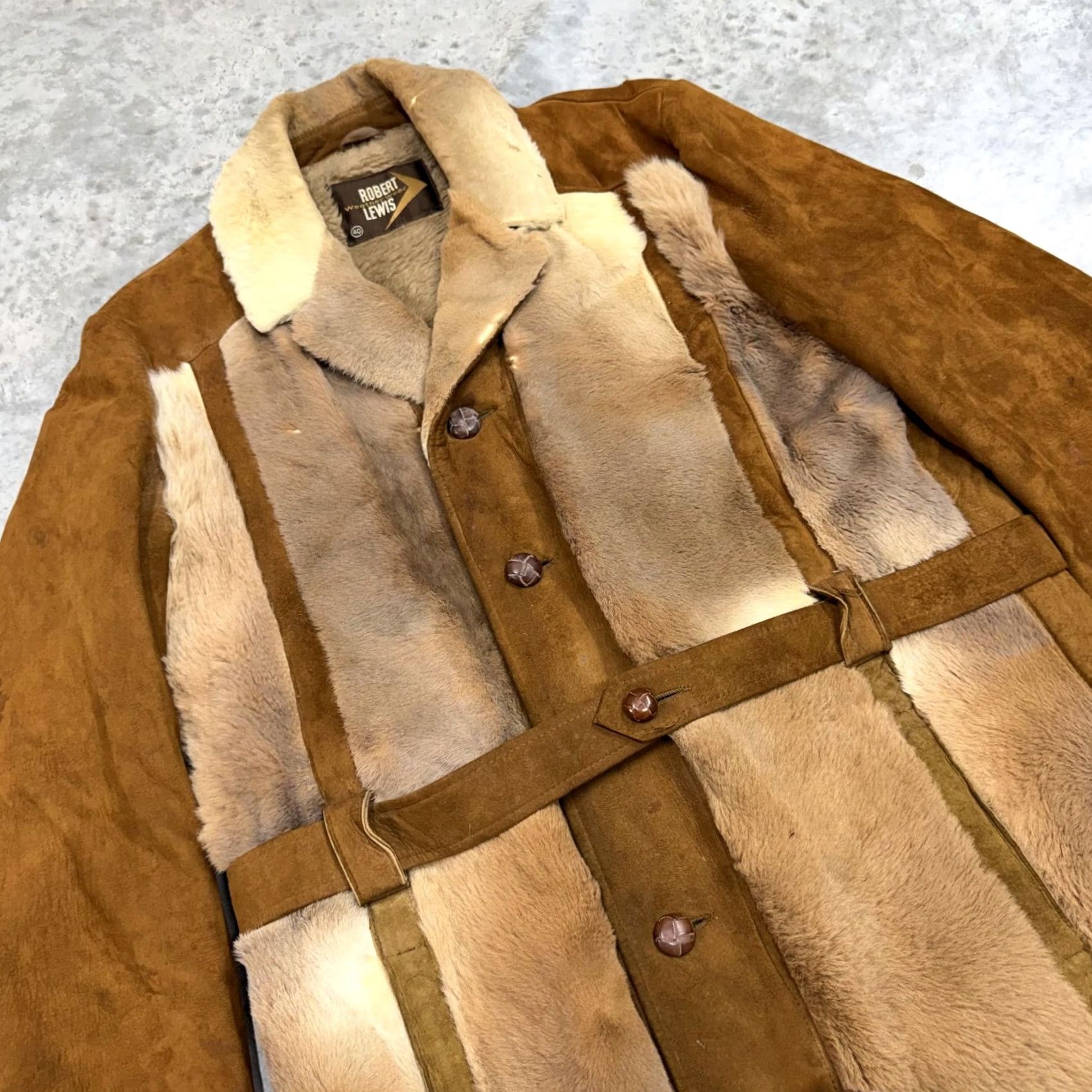 Vintage Vintage Robert Lewis Coat Mens 40 Brown Fur Shearling Grizzly Overcoat Wool Lined Belted Buttoned Fur Trim Classic Casual Winter Mens Size US XXS / EU 40 - 2 Thumbnail