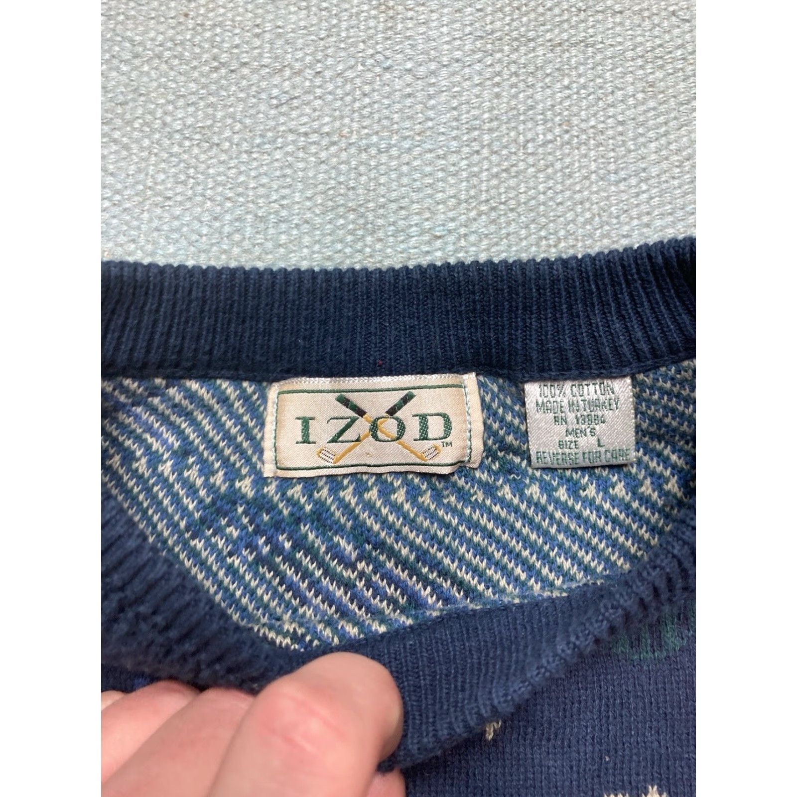 Izod VINTAGE IZOD Crewneck Sweater Mens Sweatshirt Golf Heavy Distressed BLUE Large Knit Cotton Pullover Crew Neck Golf IZOD Size US L / EU 52-54 / 3 - 7 Thumbnail