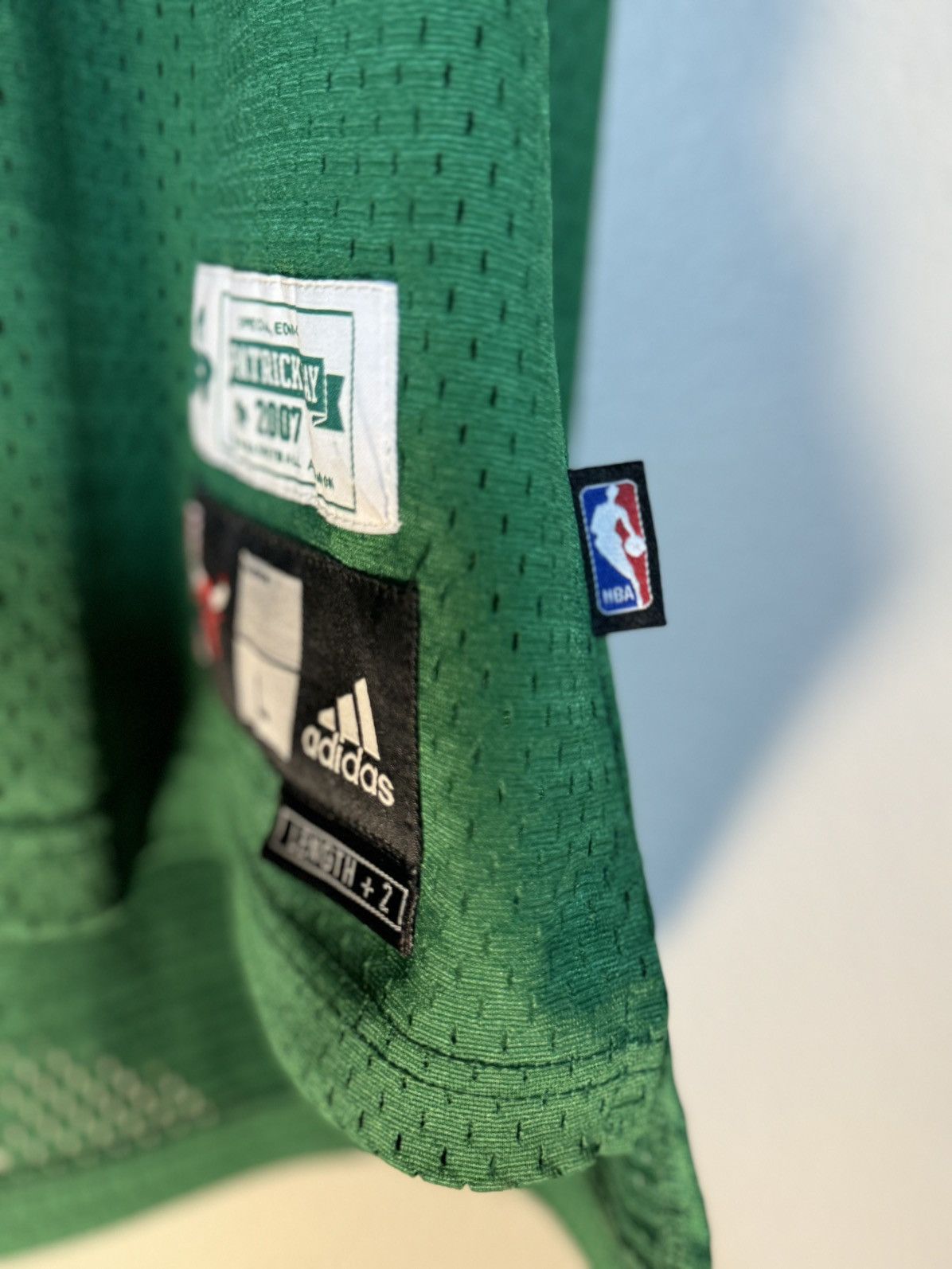 Adidas × NBA 🍀 VERY Rare game issued Ben Wallace Chicago Bulls Jersey 🍀 Size US L / EU 52-54 / 3 - 5 Thumbnail