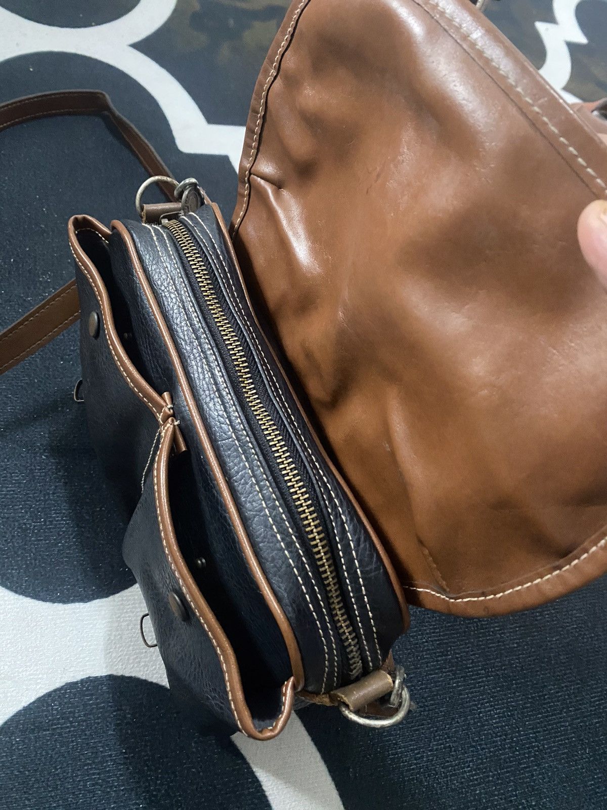 Issey Miyake × Japanese Brand NAF-NAF SLING BAGS LEATHER Size ONE SIZE - 10 Thumbnail