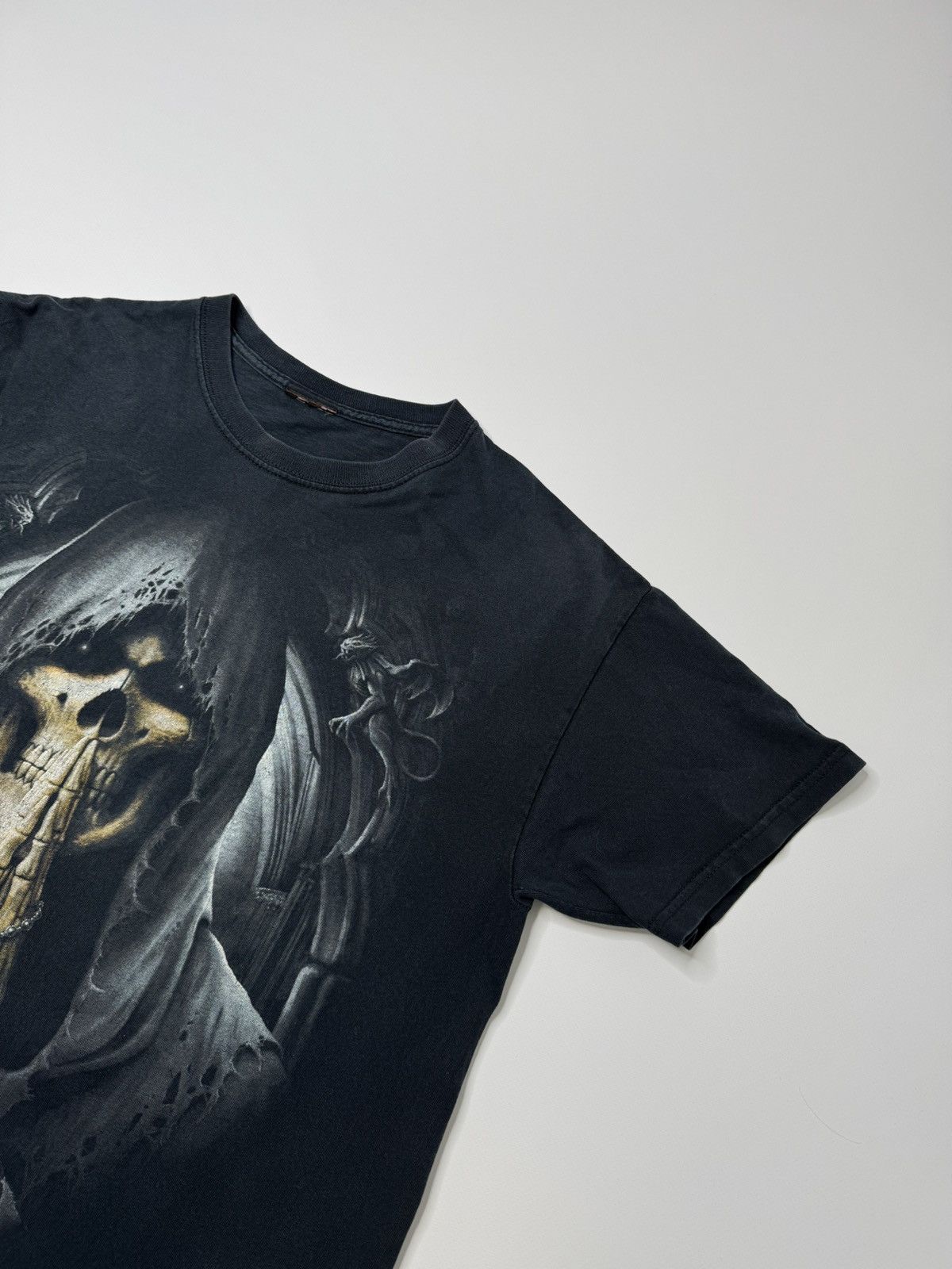 Vintage Vintage rare y2k avant garde skull death print tee swag sk8 Size US M / EU 48-50 / 2 - 3 Thumbnail