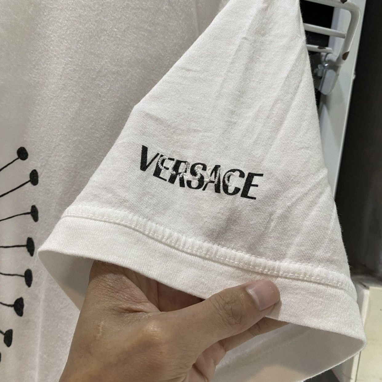 Versace Vintage Versace Classic V2 Graphic T-Shirt - Rare Design Size US XL / EU 56 / 4 - 6 Thumbnail