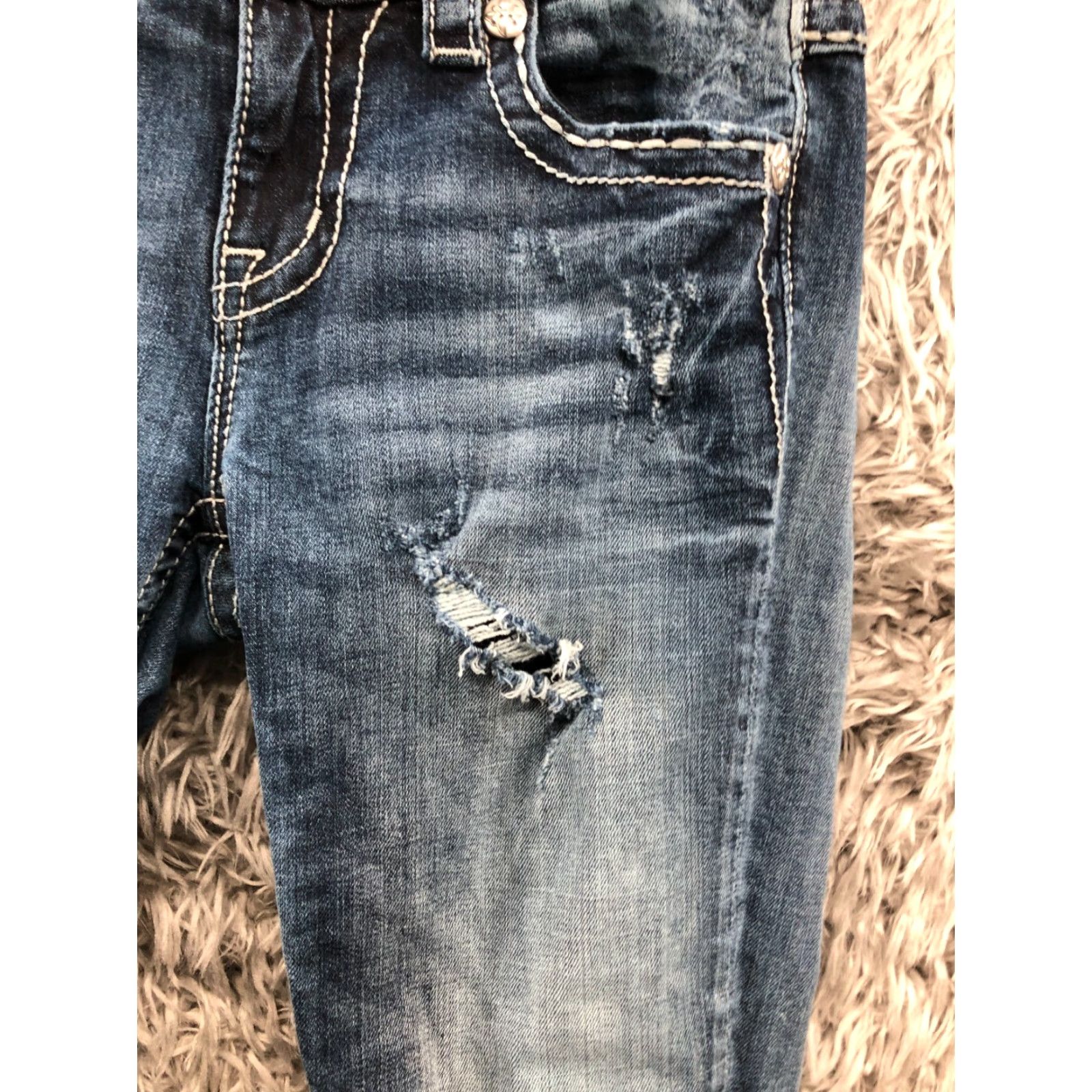 Miss Me Miss Me Jeans Bootcut Size 27 Womens Blue Dark Distressed Pocket 5-Pocket Regular Low Rise Denim Modern American Size 27" / US 4 / IT 40 - 6 Thumbnail