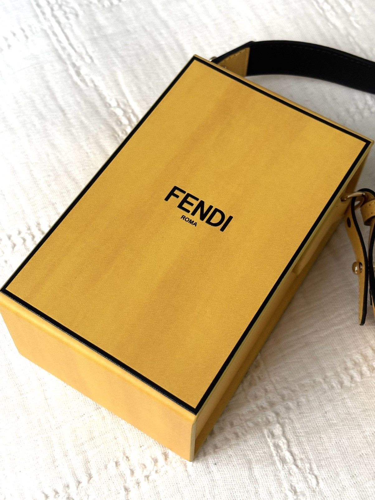 Fendi Fendi Logo Box Bag Size ONE SIZE - 2 Thumbnail