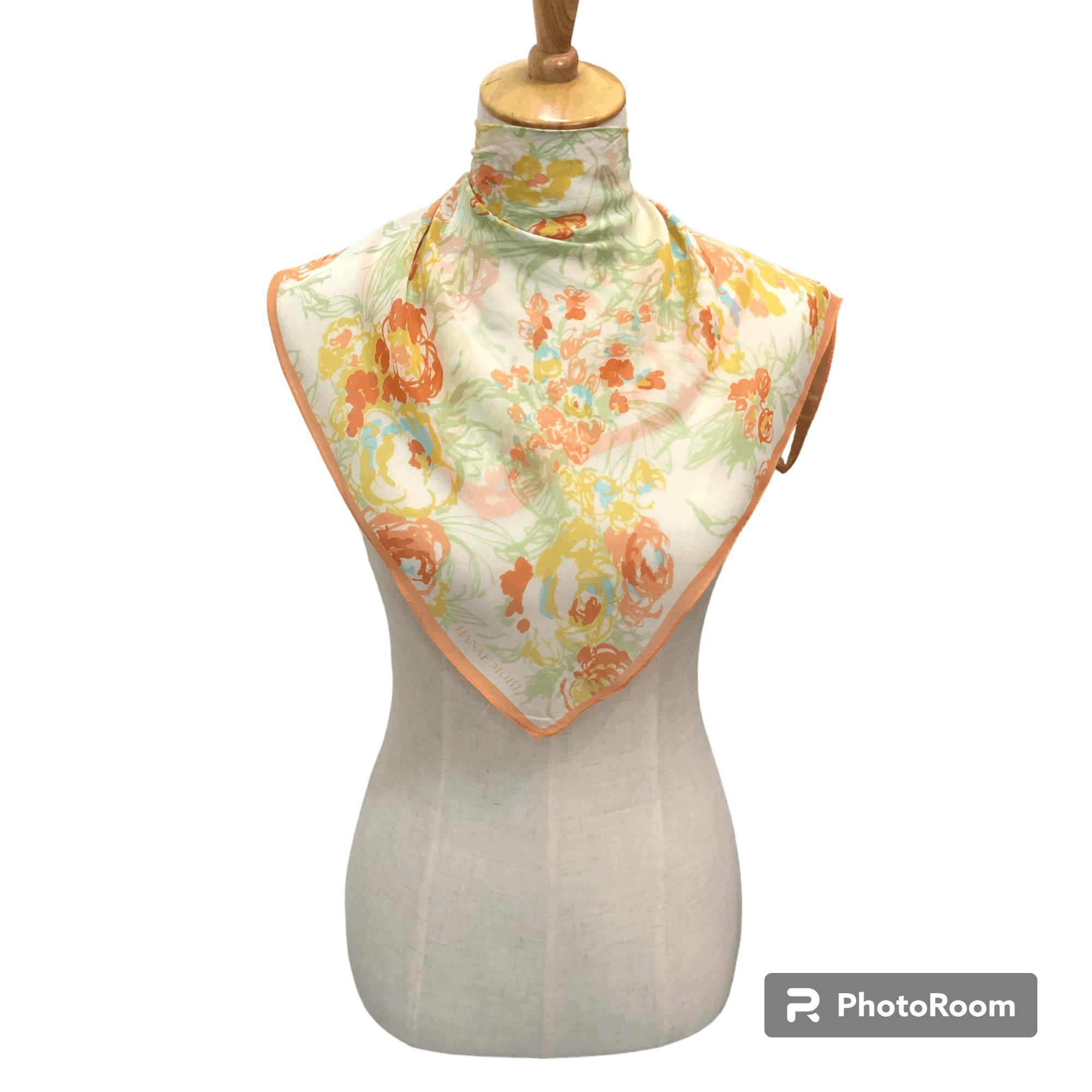 Hanae Mori Hanae Mori Floral Silk Scarf M1367 Size ONE SIZE - 1 Thumbnail