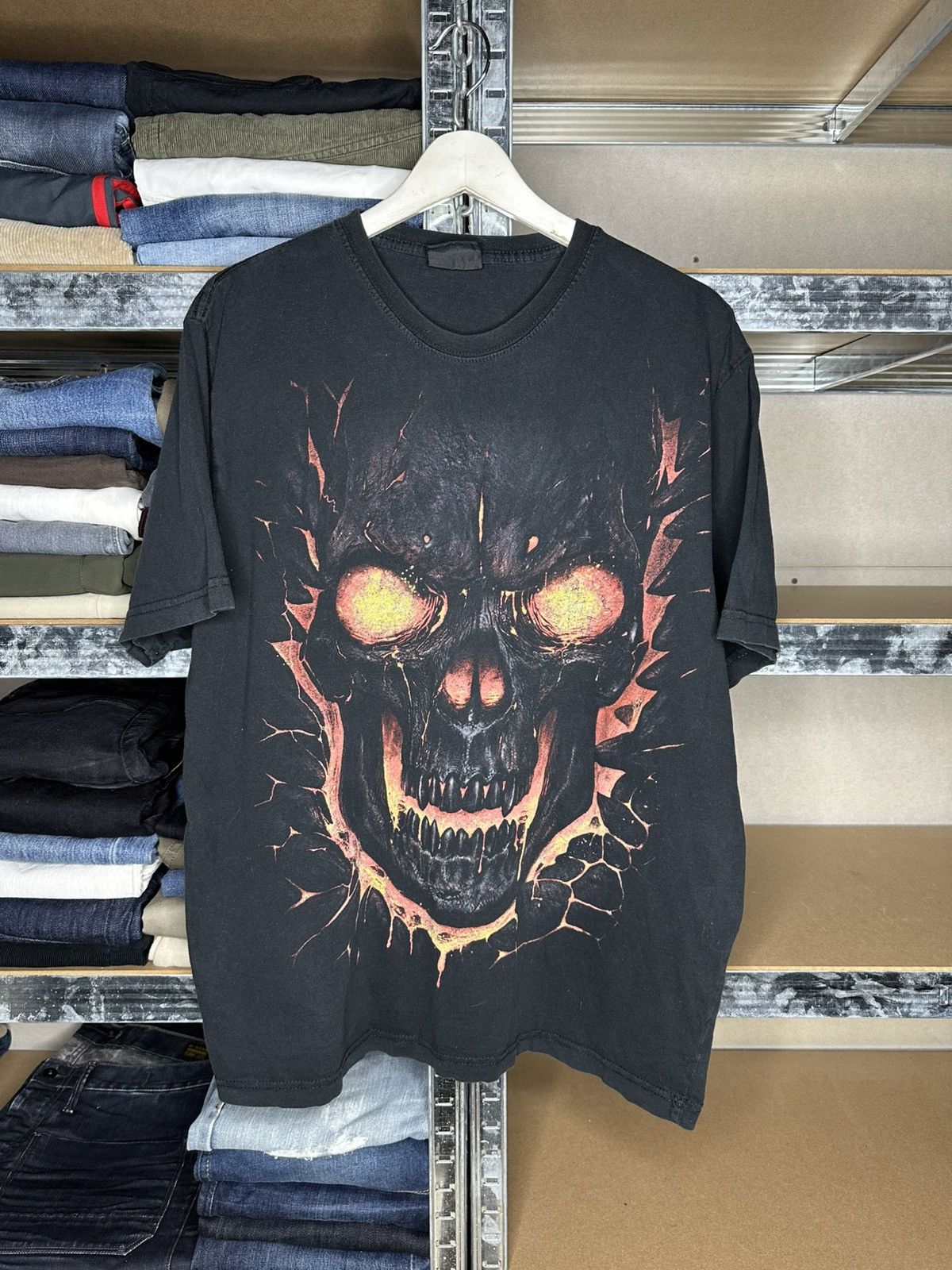 Band Tees Spiral Skull Fire Graphic T-Shirt XL Gothic Flames Horror Size US XL / EU 56 / 4 - 1 Thumbnail