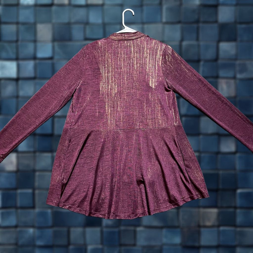 Vintage Susan Graver Foil Print Cardigan and Tank Set Womens S Wine Red Gold Open Front Shirt Blouse Set Size S / US 4 / IT 40 - 1 Thumbnail