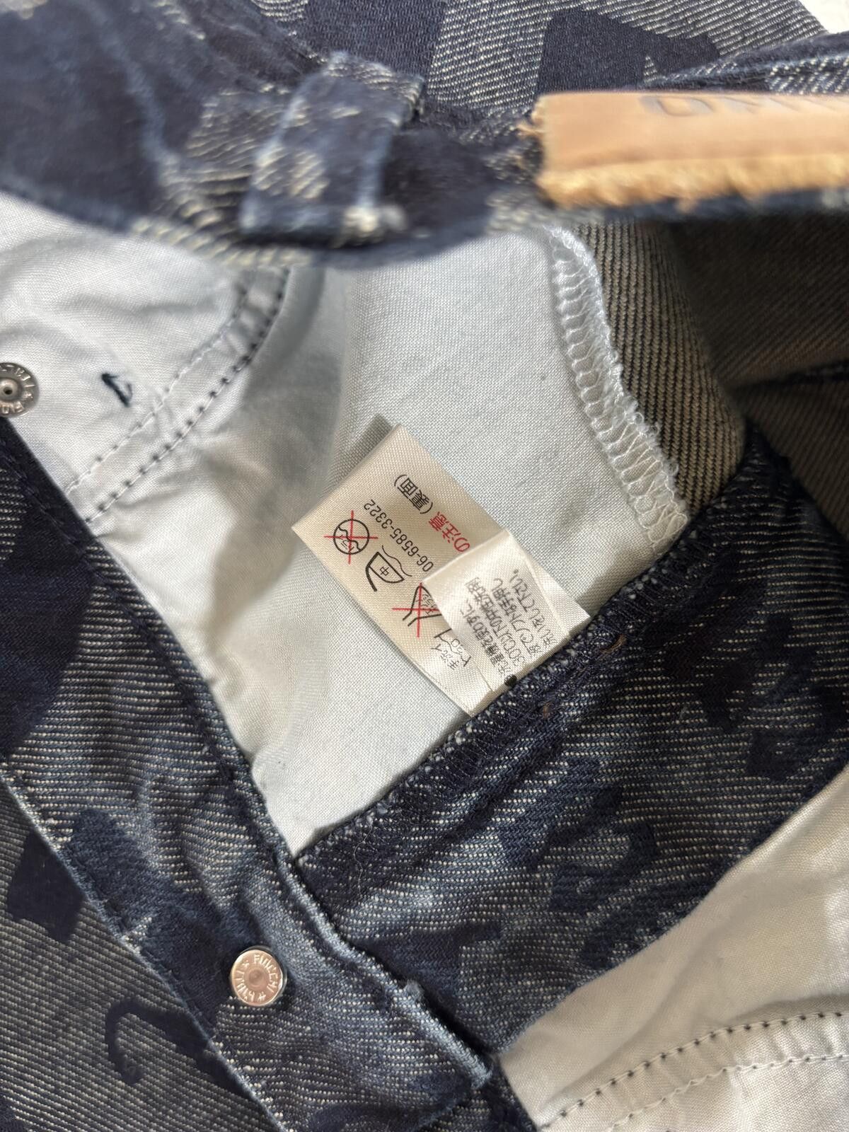 Moschino Moschino Old English Newspaper Denim Size US 28 / EU 44 - 5 Thumbnail