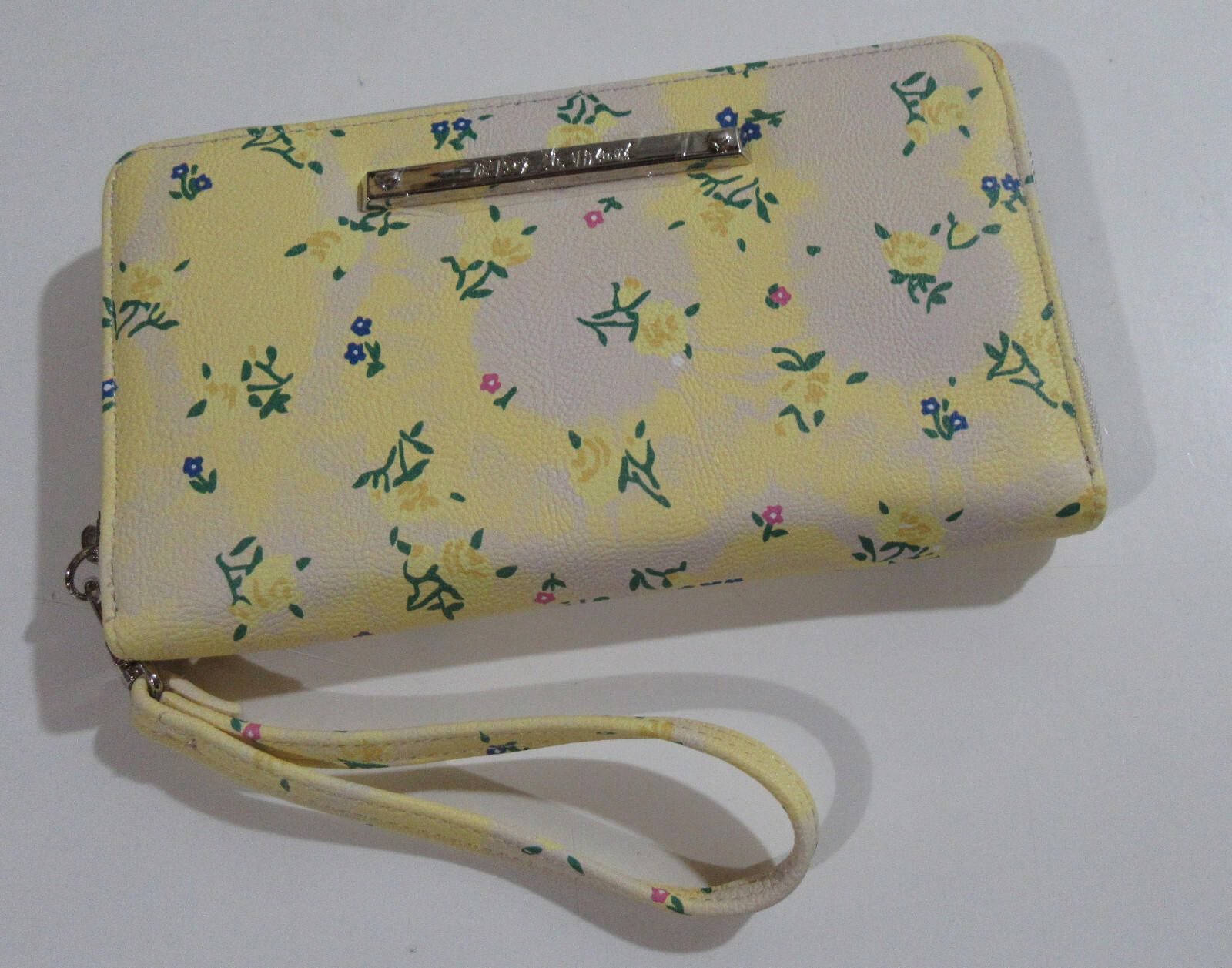 Designer Betsey Johnson Zip Around Wallet Yellow Multi Floral Pattern Size ONE SIZE - 2 Thumbnail