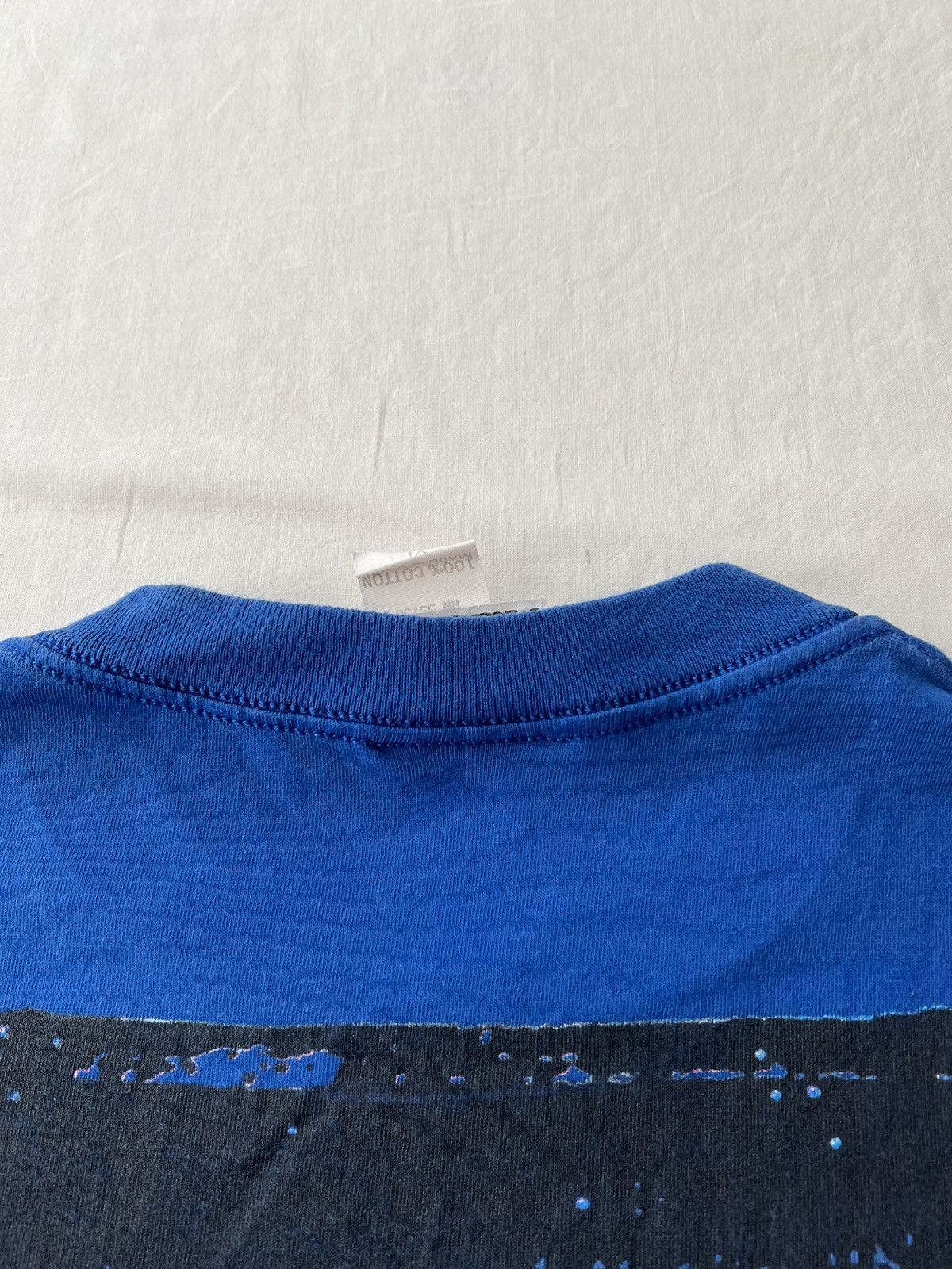 Marlboro Vintage 90s Marlboro Unlimited Wolf Pocket Blue T-shirt Size US XL / EU 56 / 4 - 16 Thumbnail