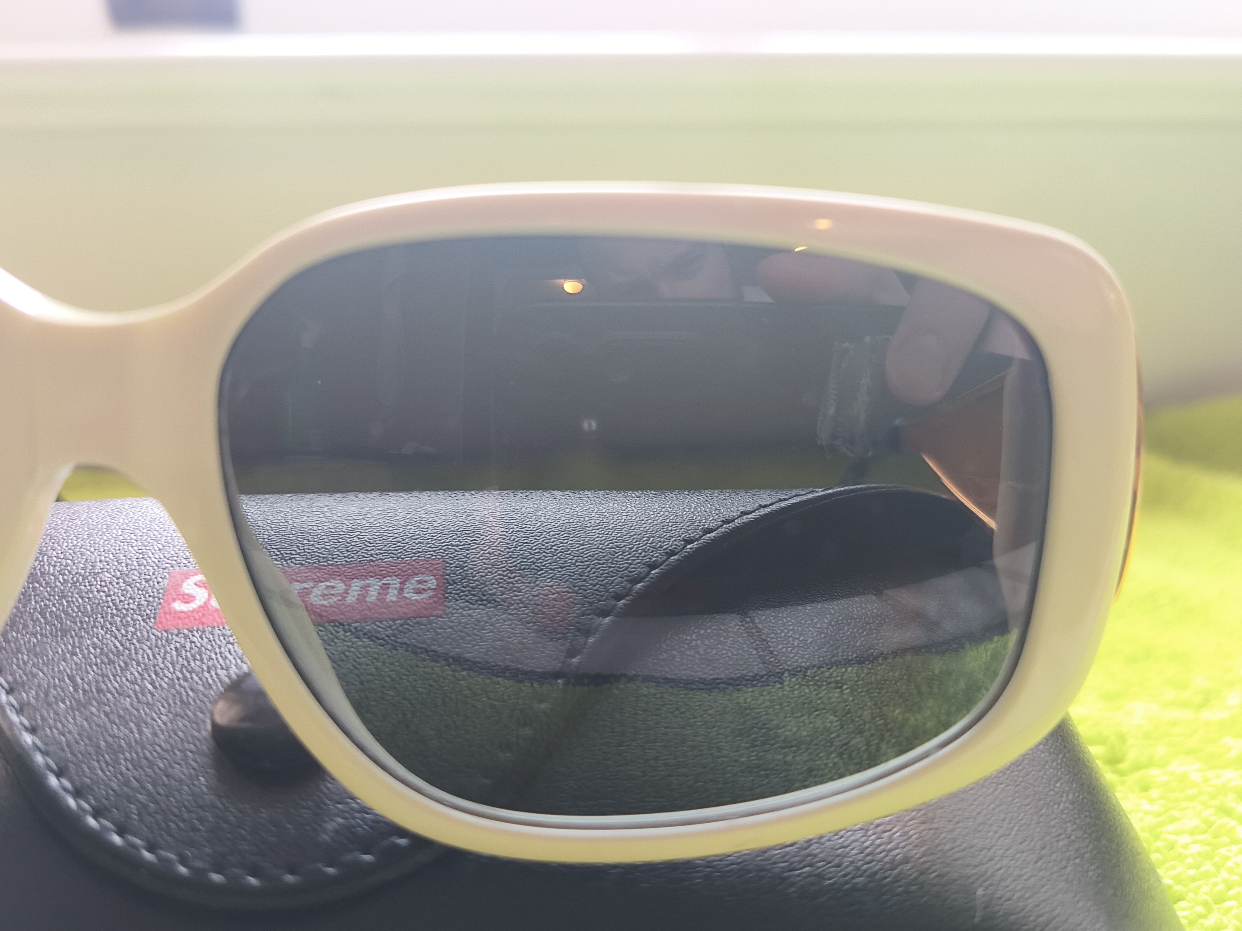 Supreme supreme royce sunglasses gold and white vintage Size ONE SIZE - 6 Thumbnail
