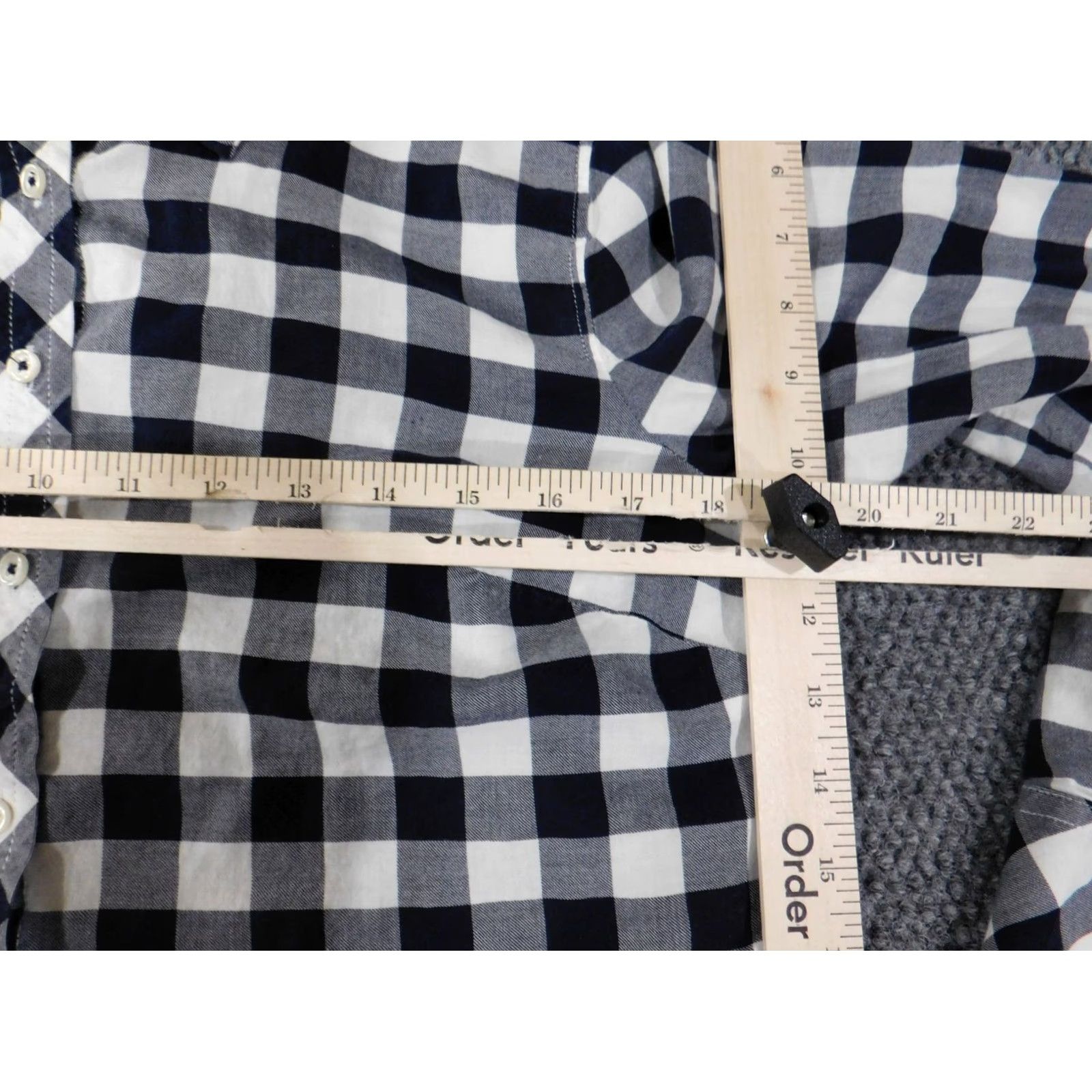 Talbots Talbots Button-Up Shirt Womens Medium Blue Plaid Cotton Casual Long Sleeve Collared Classic Basic Stretch Size M / US 6-8 / IT 42-44 - 5 Thumbnail