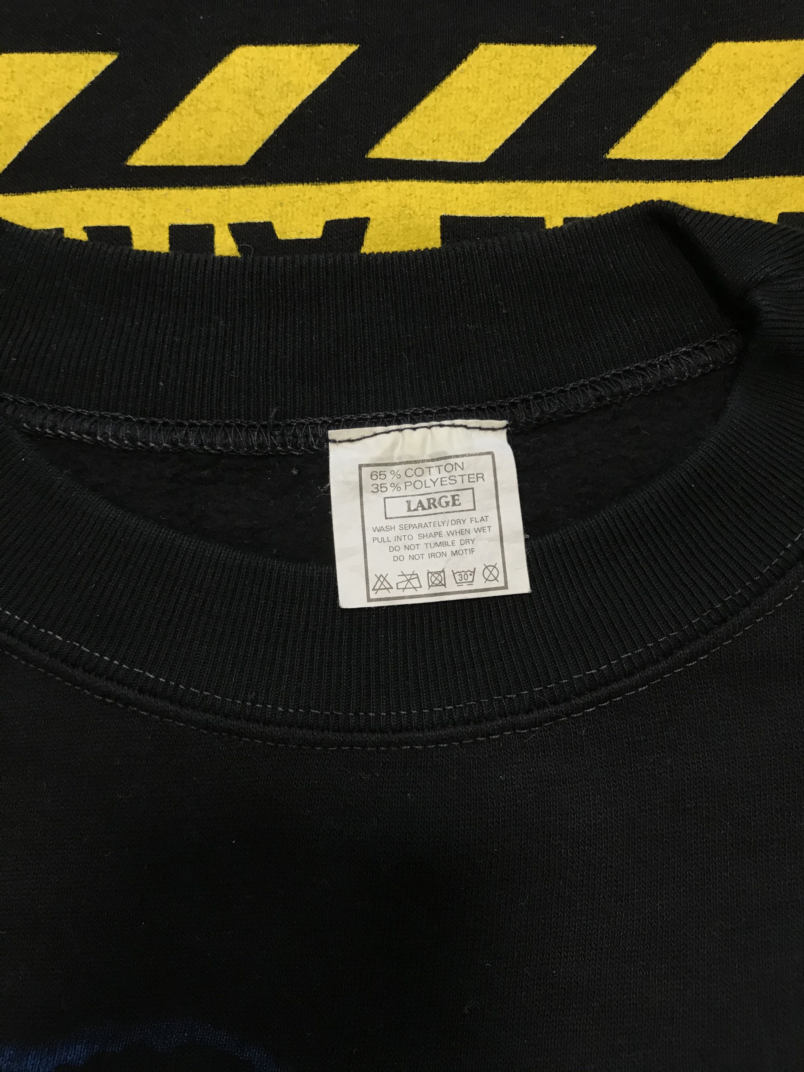 Band Tees CLIFF RICHARD 1992 Vintage Sweatshirt Crewneck 90s Tour Size US L / EU 52-54 / 3 - 5 Thumbnail