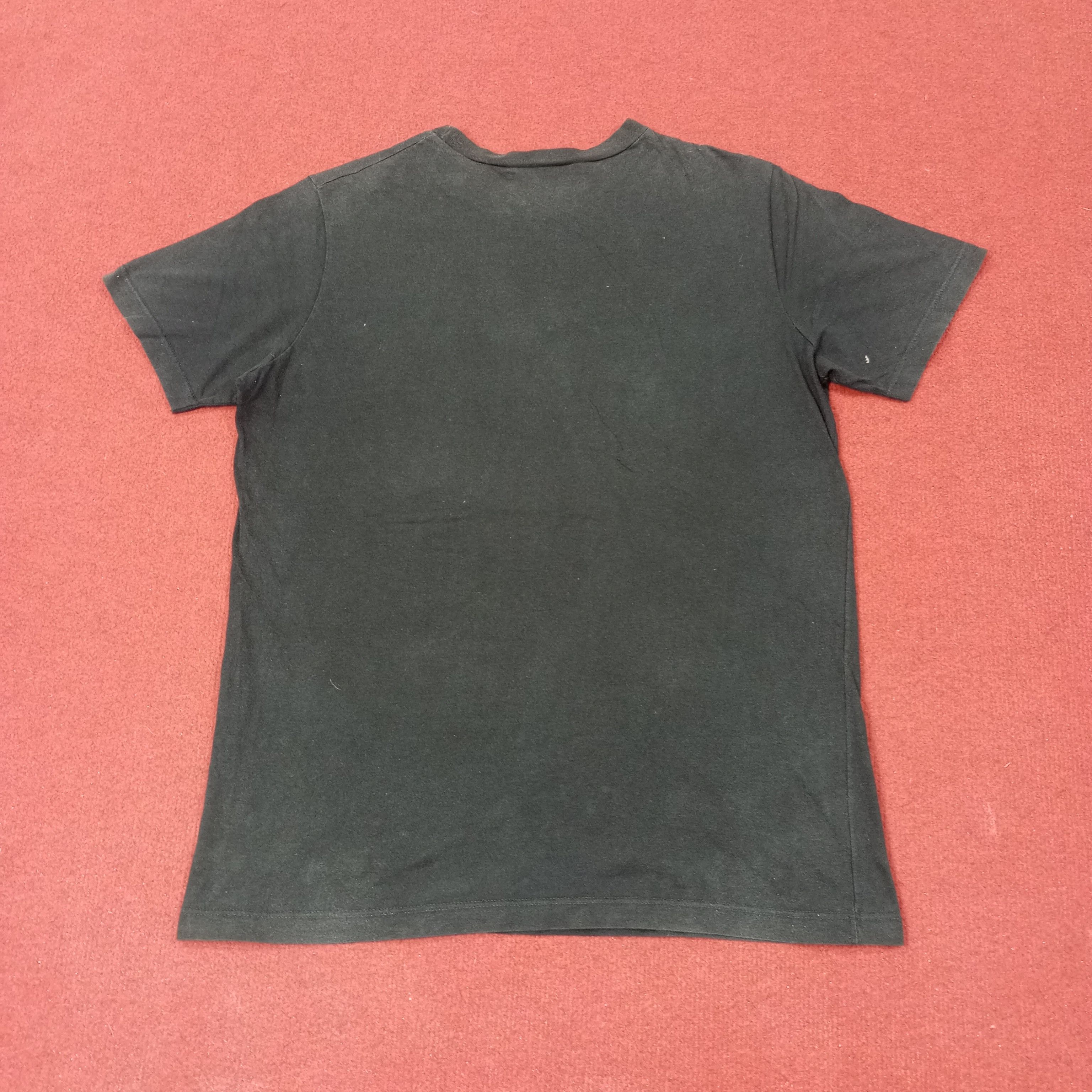 Fendi Fendi Fashion Brand Spellout Design Tshirt c223n7 Size US M / EU 48-50 / 2 - 7 Thumbnail