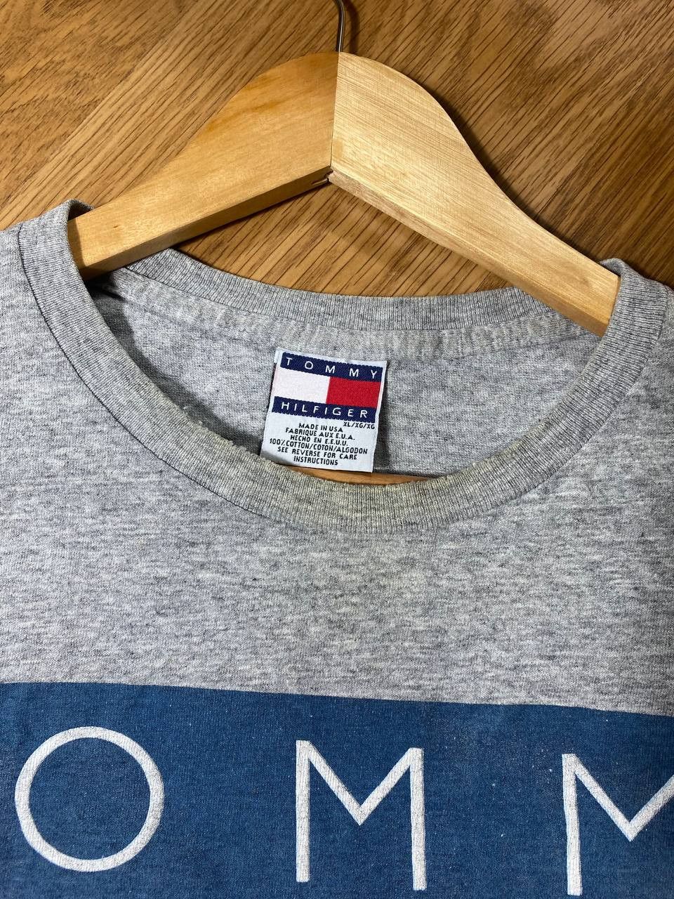Tommy Hilfiger × Vintage Tommy Hilfiger vintage big logo t-shirt size XL made in USA Size US XL / EU 56 / 4 - 16 Thumbnail