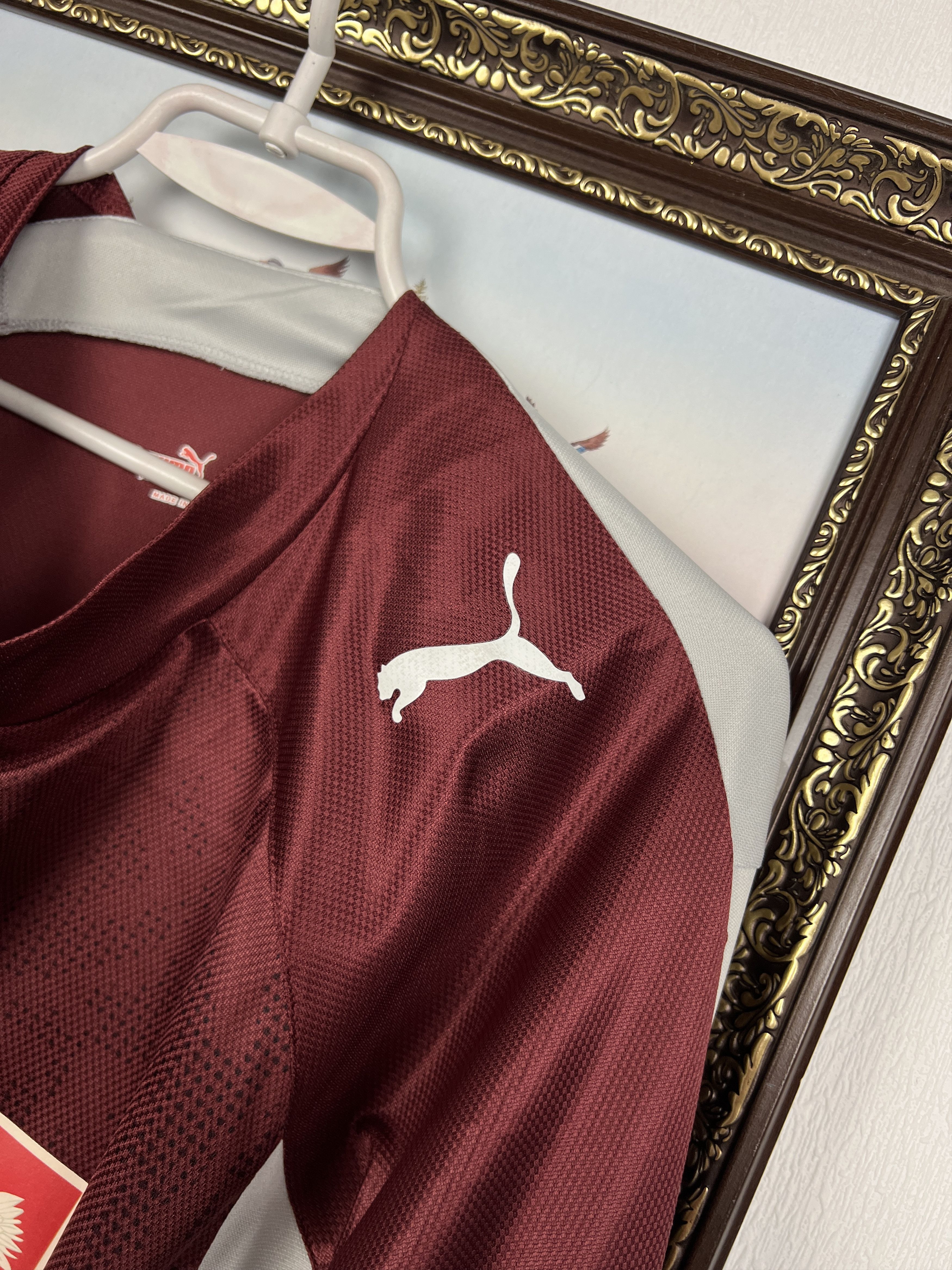 Puma Poland Goalkeeper football shirt Soccer Player Issue Jersey Size US XL / EU 56 / 4 - 4 Thumbnail