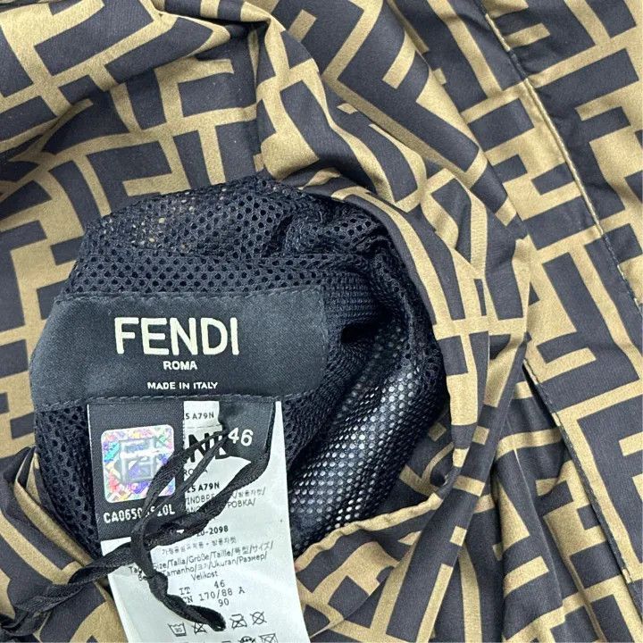 Fendi Fendi Reversible Hooded Logo Jacket for Men -2507 Size US M / EU 48-50 / 2 - 2 Thumbnail