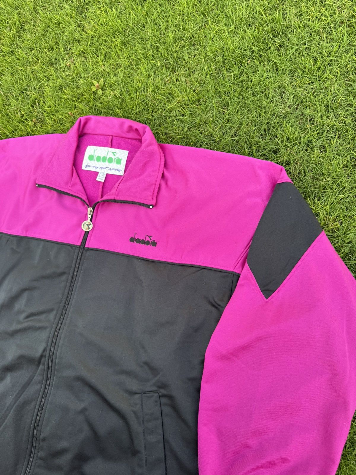 Diadora vintage Diadora nylon windbreaker jacket in pink and black Size US XL / EU 56 / 4 - 4 Thumbnail