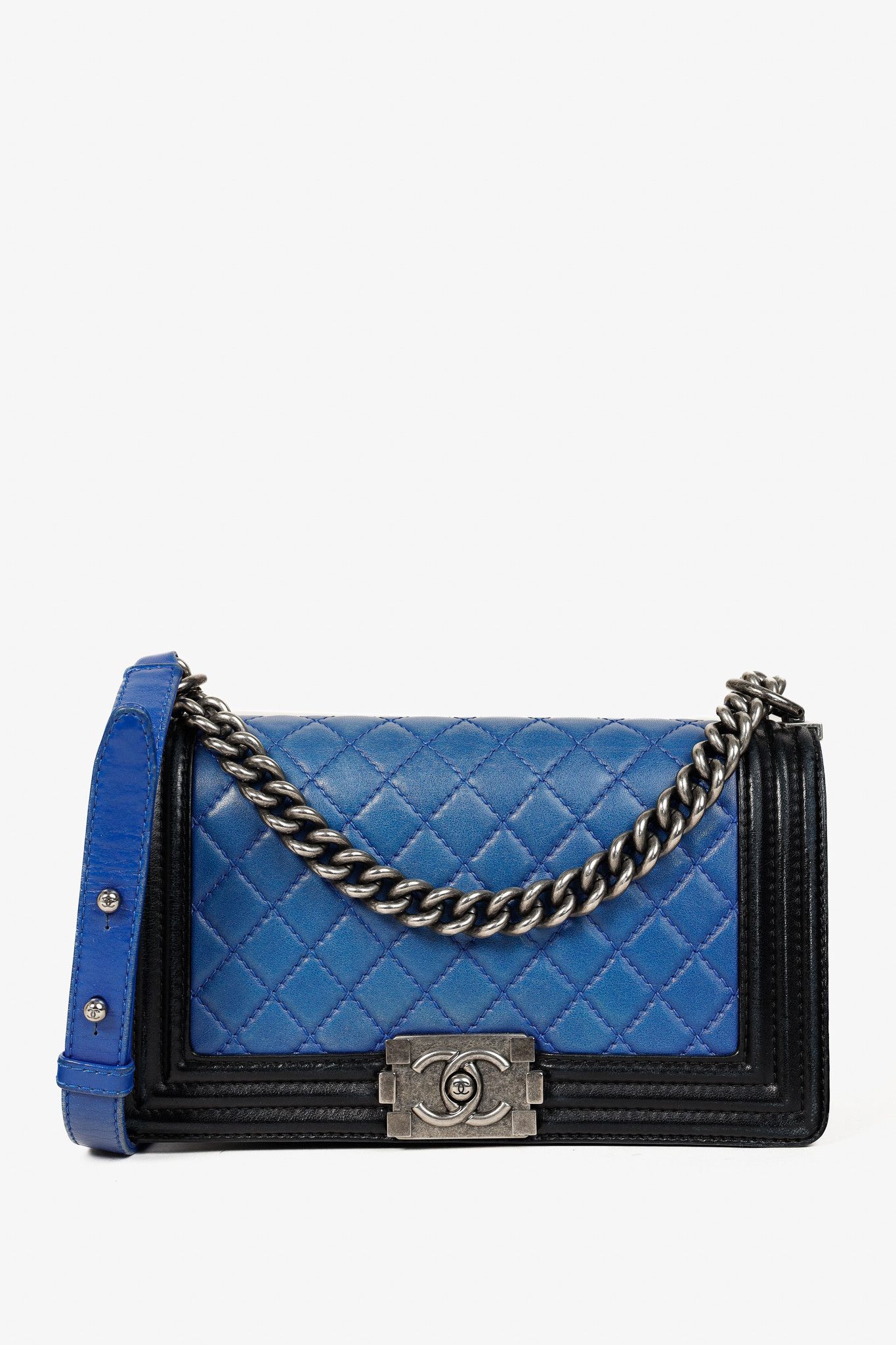 Chanel Chanel Medium Boy Blue Bicolour Quilted Flap Shoulder Bag Size ONE SIZE - 1 Thumbnail