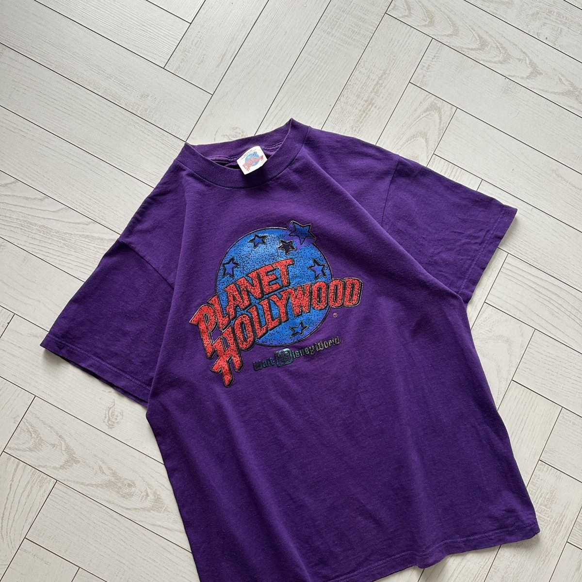 Planet Hollywood Planet Hollywood vintage tee USA 90s rare purple Disney y2k Size US M / EU 48-50 / 2 - 5 Thumbnail