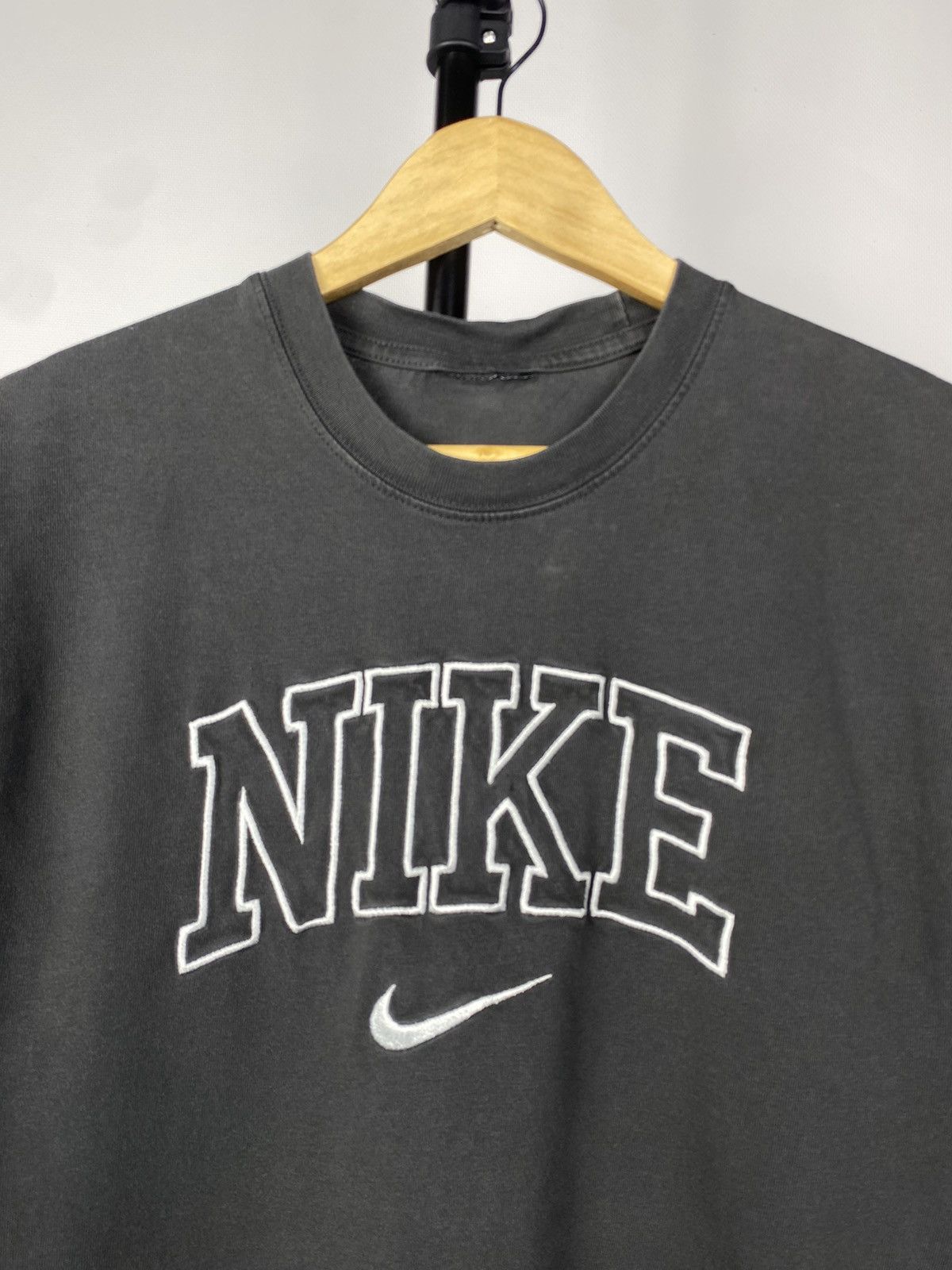 Nike × Vintage Nike Vintage T Shirt 90s Big Logo Y2k USA Affliciton Size US S / EU 44-46 / 1 - 3 Thumbnail
