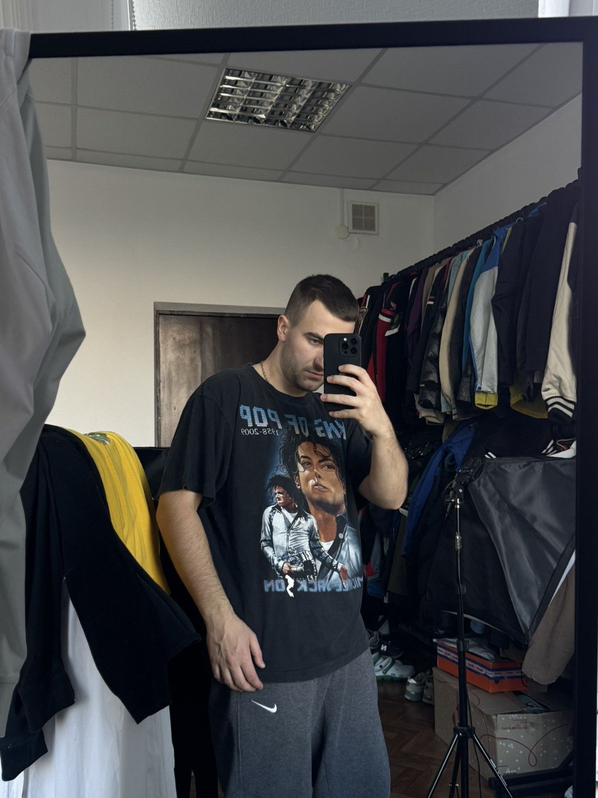 Michael Jackson × Vintage Vintage Michael Jackson retro 2009 tee Tour big logo Size US XL / EU 56 / 4 - 3 Thumbnail