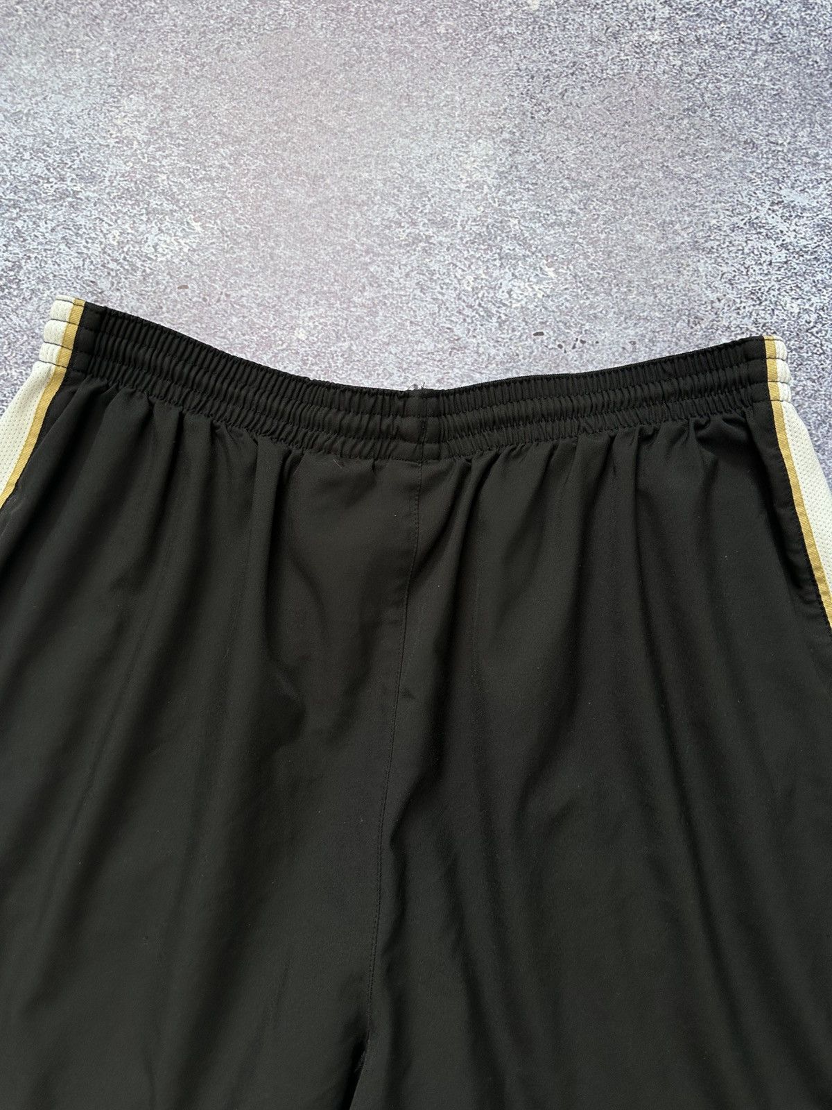 Nike Vintage Nike Total Jersey Shorts Size US 36 / EU 52 - 9 Thumbnail