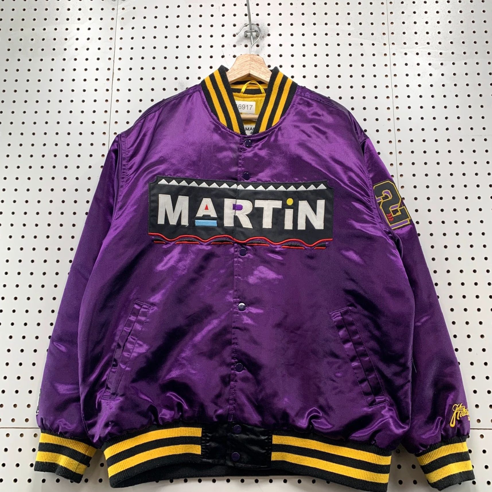 Vintage VINTAGE Headgear Classic Mens 2XL Martin Lawrence Satin Jacket Purple Bomber Jacket TV Sports Funny 90s Mens Size US XXL / EU 58 / 5 - 4 Thumbnail