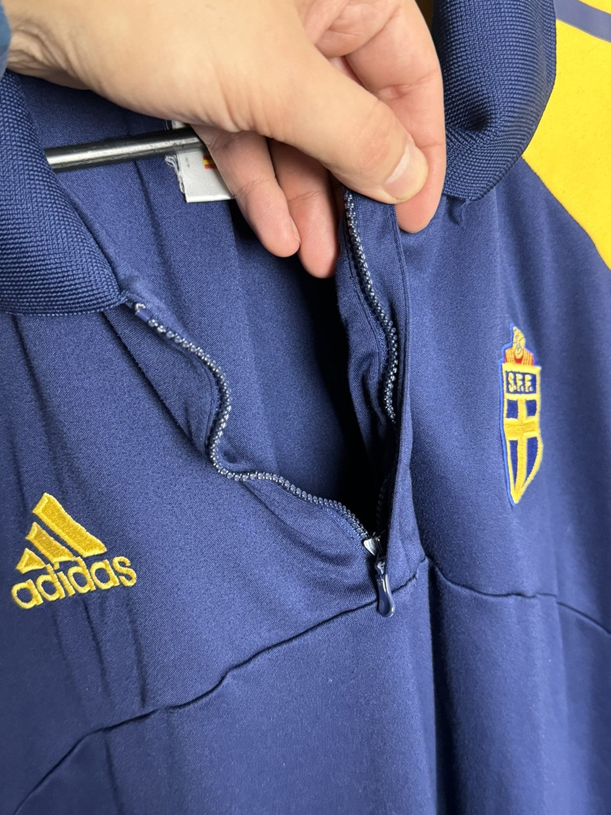 Adidas Sweden National Team 90s Training Football Jersey T-Shirt Size US M / EU 48-50 / 2 - 4 Thumbnail