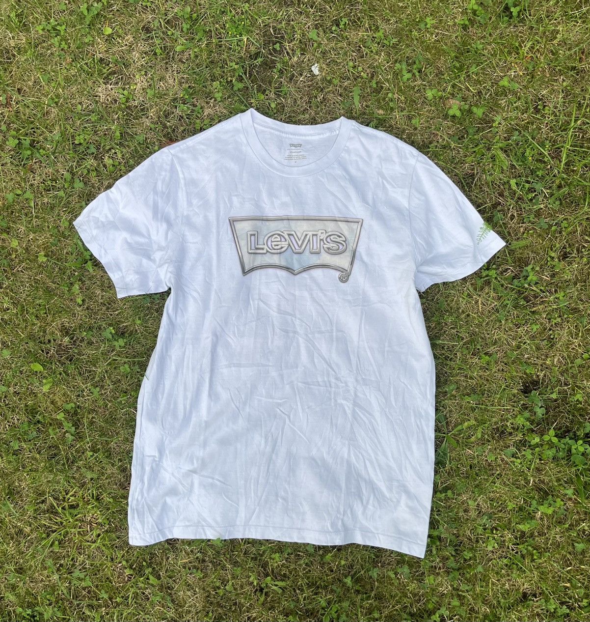 Levi's Levi’s Levis White T-Shirt with a beautiful print Size US M / EU 48-50 / 2 - 1 Thumbnail