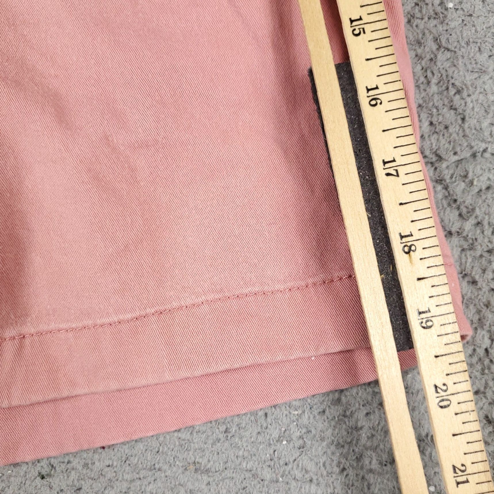 Nautica VINTAGE Nautica Men's Chino Shorts Waist 40 Red Casual Flat Front Cotton Size US 40 / EU 56 - 3 Thumbnail