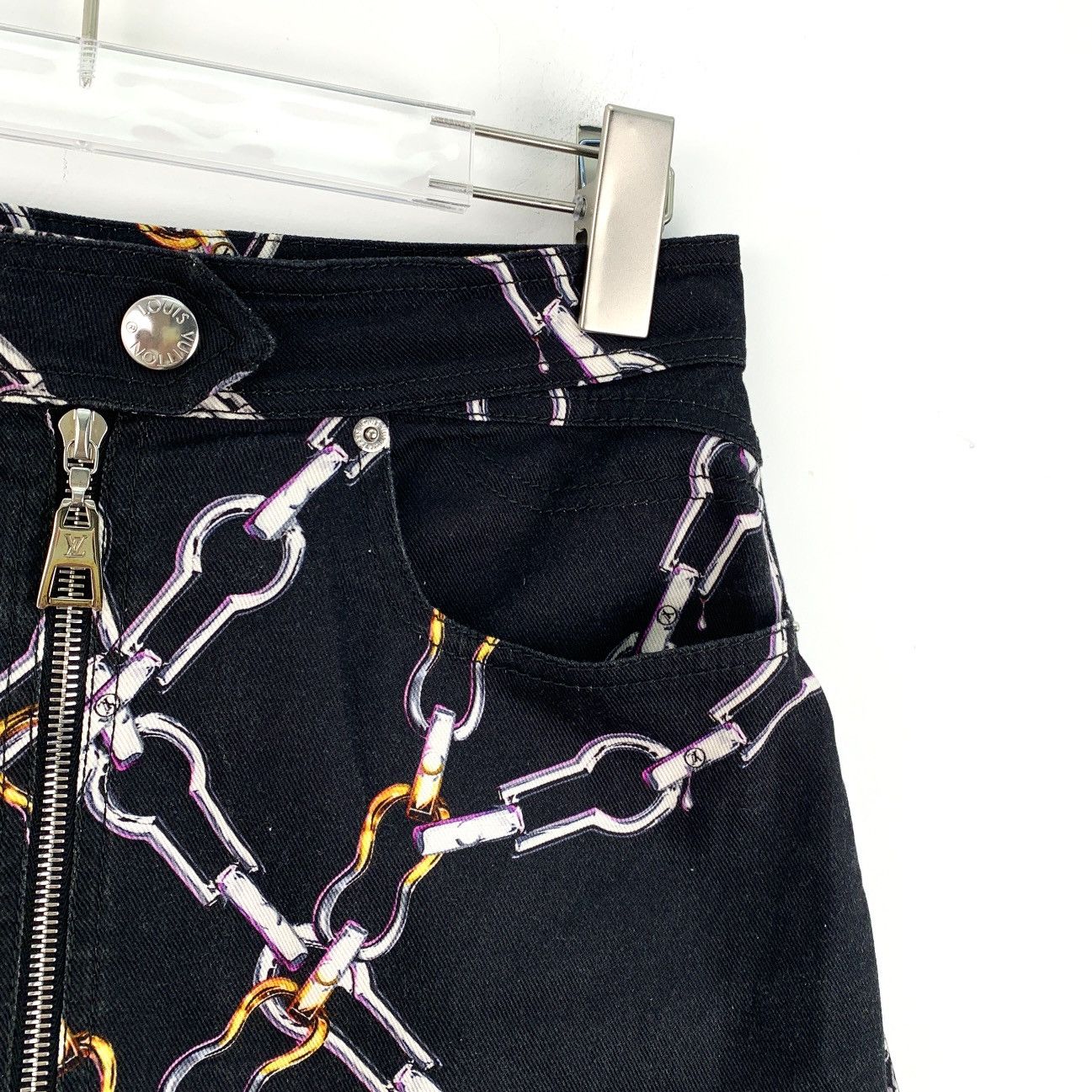 Louis Vuitton Louis Vuitton Black Chain Printed Cotton Casual Halter Skirt Size 26" / US 2 / IT 38 - 3 Thumbnail
