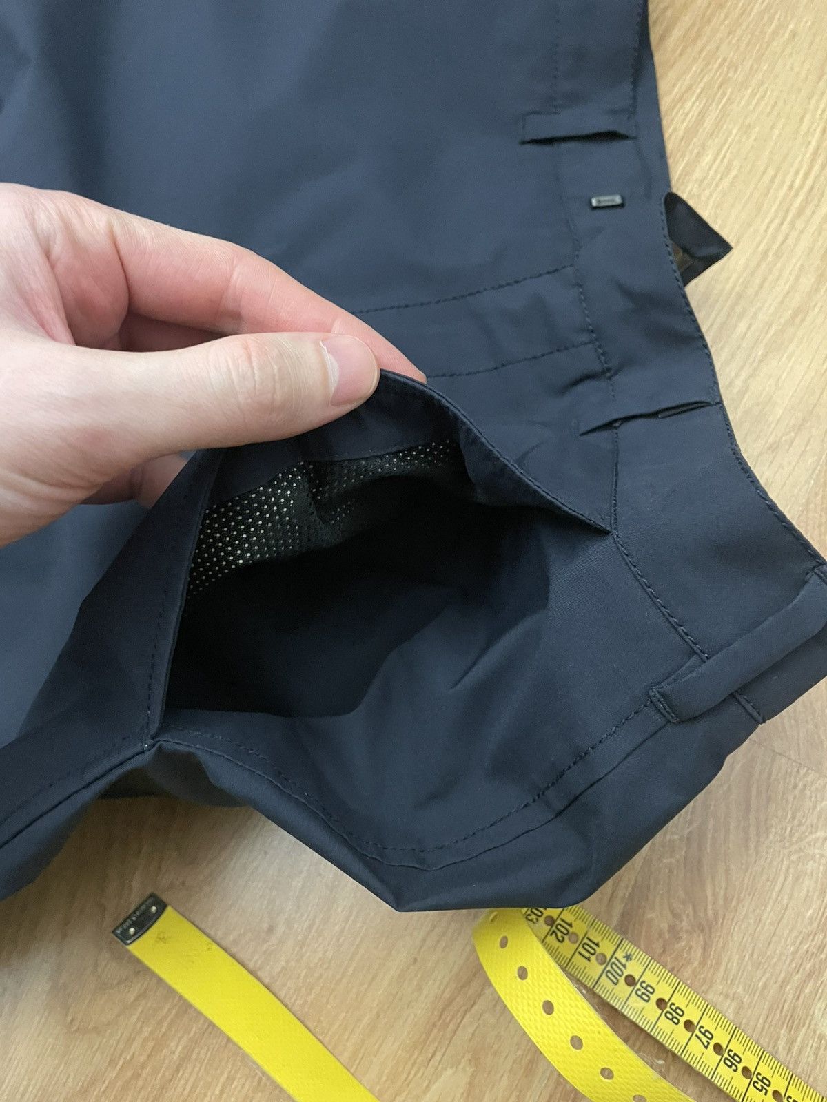 Prada Prada Gore-Tex Nylon pants Size US 31 - 12 Thumbnail