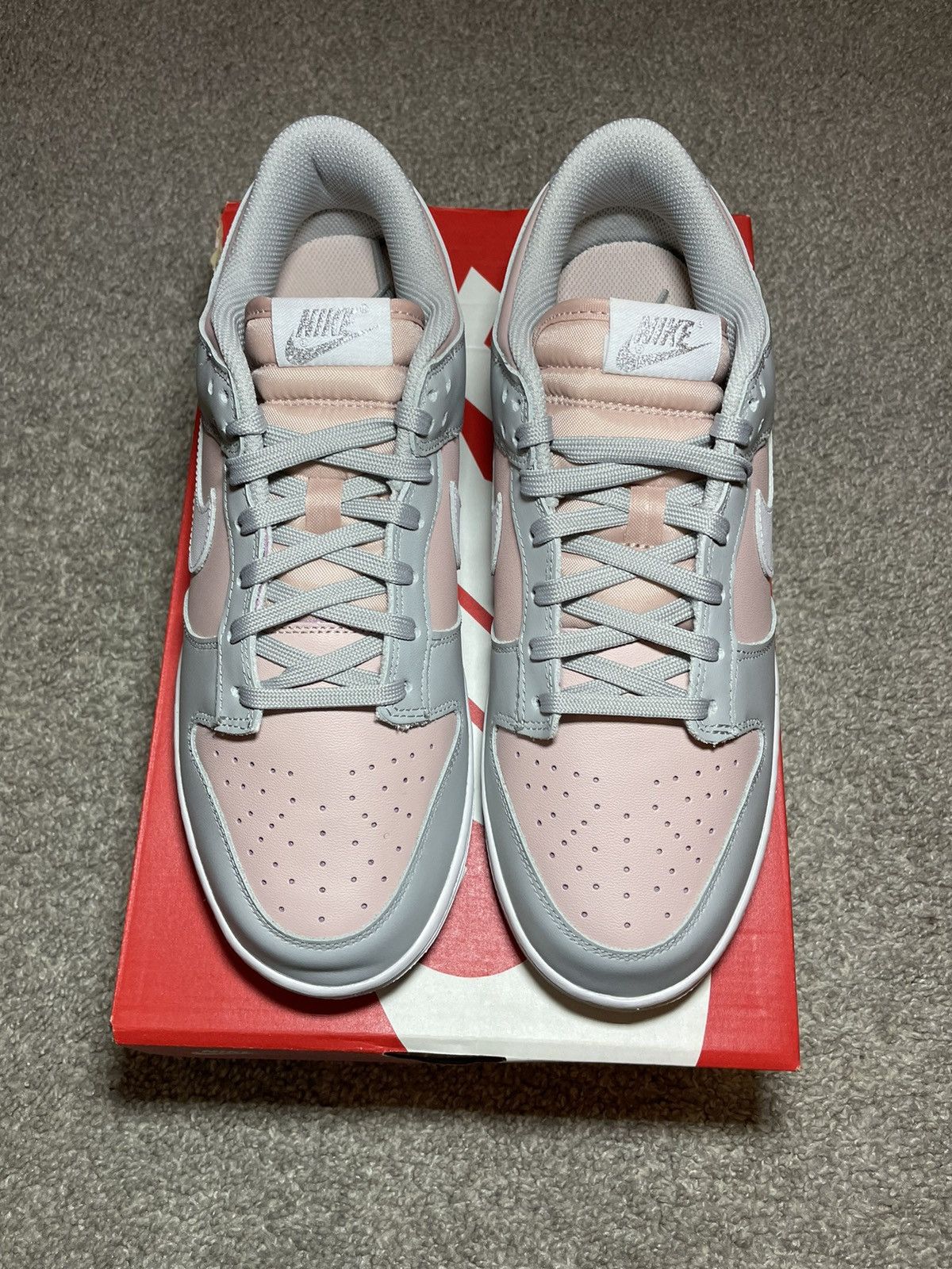 Nike New Nike Dunk Low Pink Oxford White Size 11W / 9.5M Size US 11 / IT 41 - 2 Thumbnail