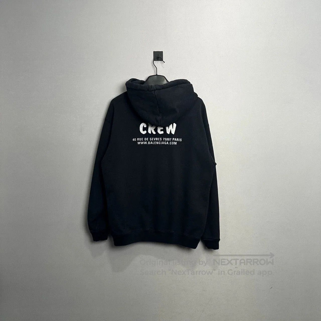 Balenciaga balenciaga black crew sweatshirt size medium. Size US M / EU 48-50 / 2 - 2 Thumbnail