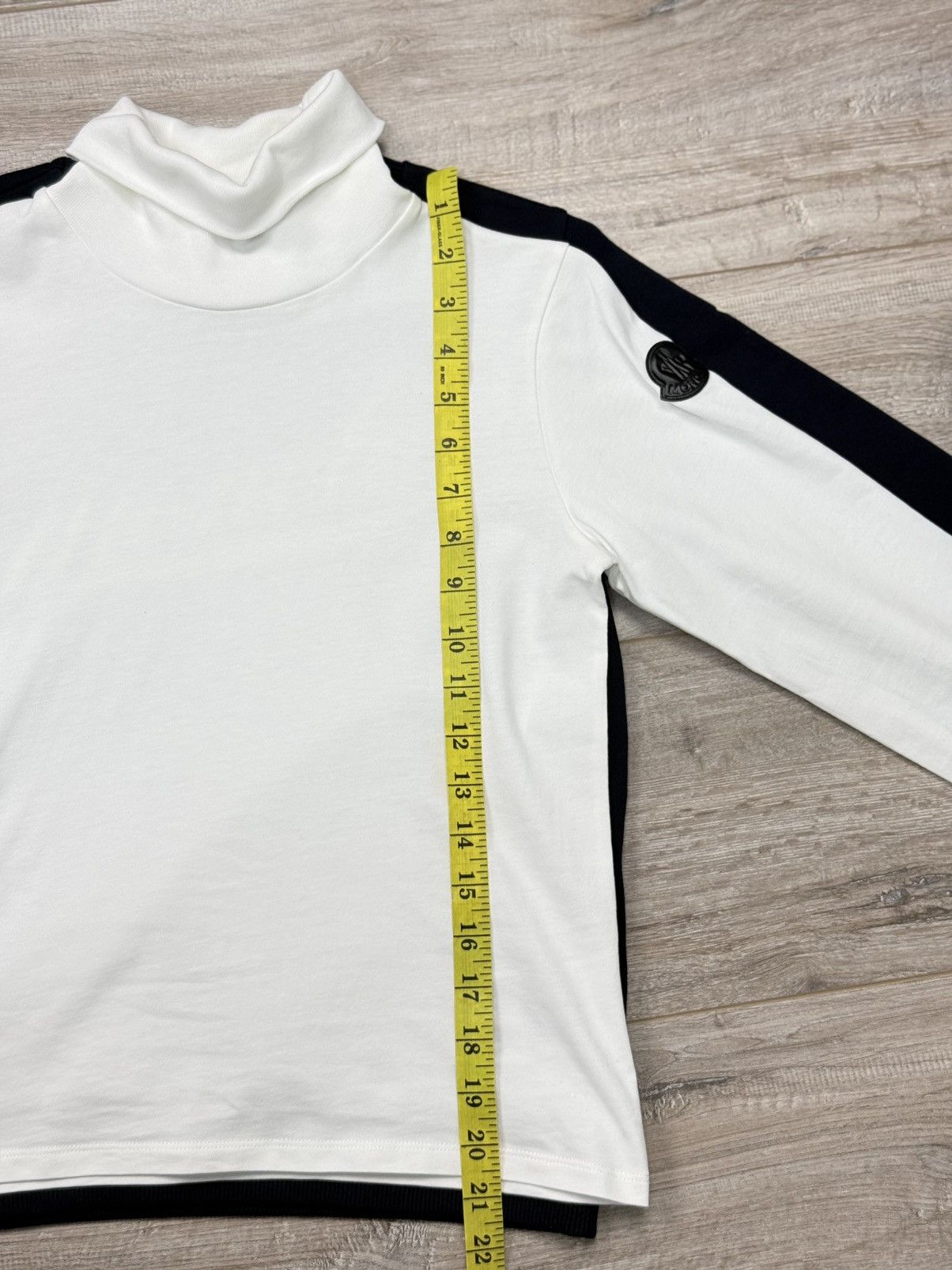 Moncler Moncler 2 Piece Set Fits Women XS Turtleneck + Sweatshirt Size XS / US 0-2 / IT 36-38 - 9 Thumbnail