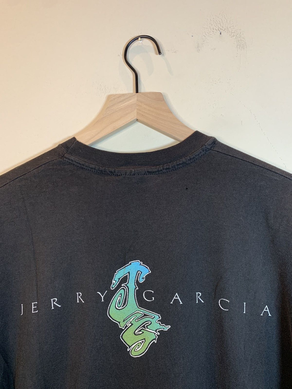 Band Tees × Grateful Dead × Vintage RARE* Vintage 1994 Jerry Garcia Dove Single Stitch Art Shirt Size US XL / EU 56 / 4 - 4 Thumbnail