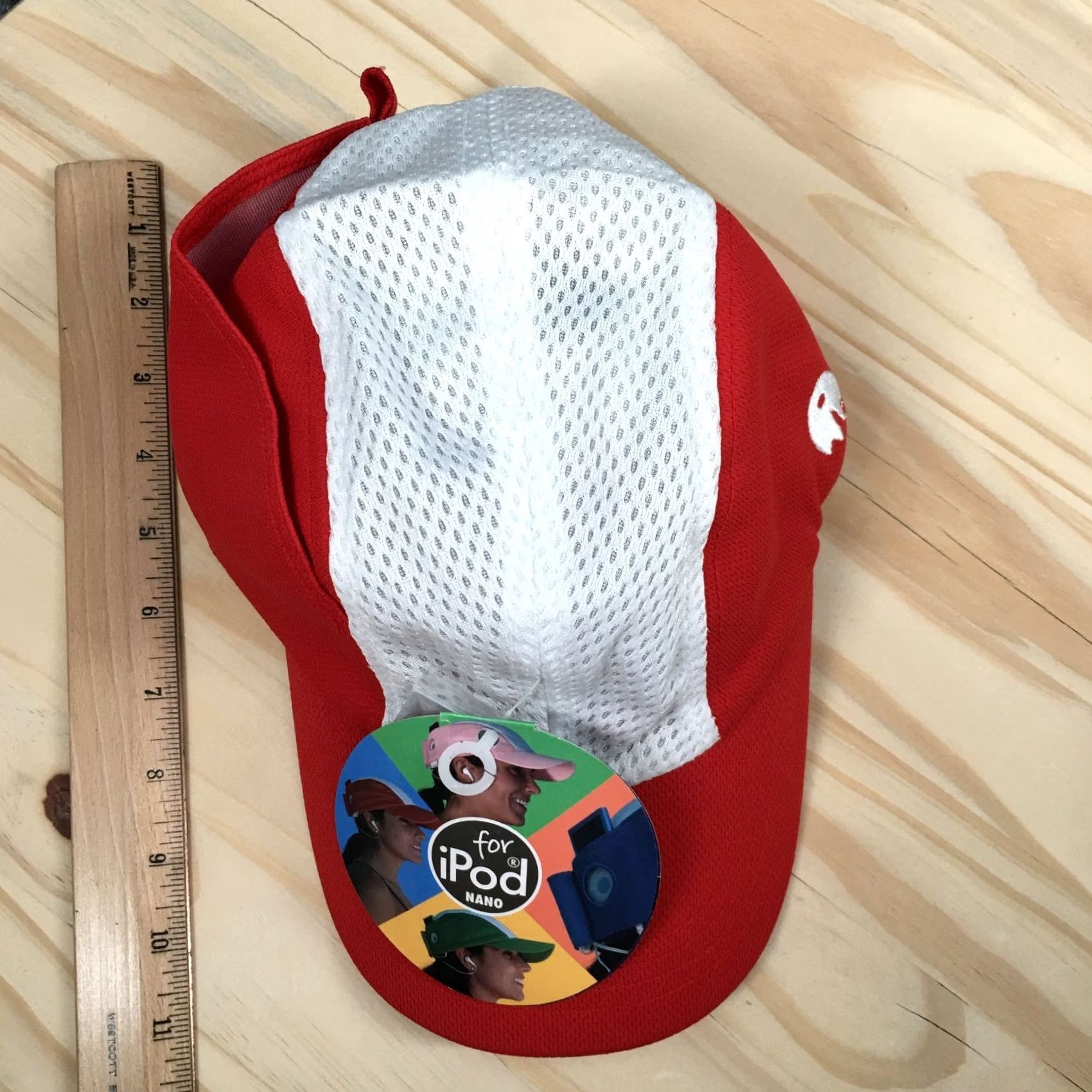 Vintage iXound Wear 5 Panel Cap Womens Red One Size Adjustable Curved Brim Perforated Baseball Cap Size ONE SIZE - 5 Thumbnail