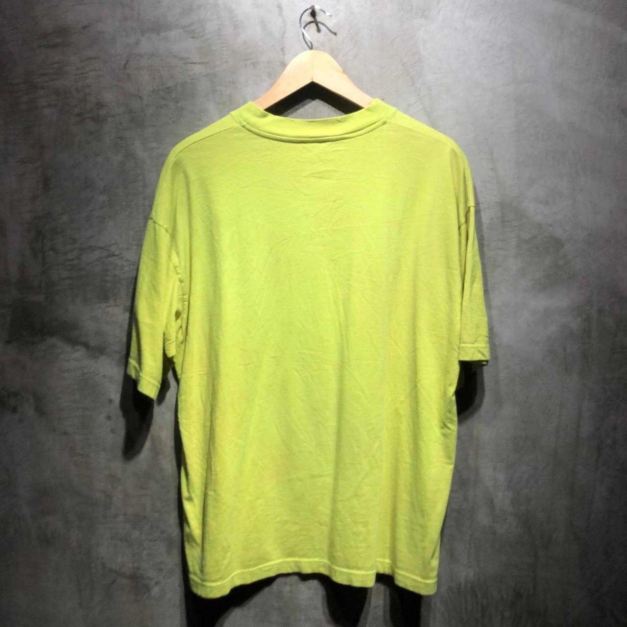 Balenciaga Balenciaga spell out hem logo embroidered tee Size US L / EU 52-54 / 3 - 4 Thumbnail